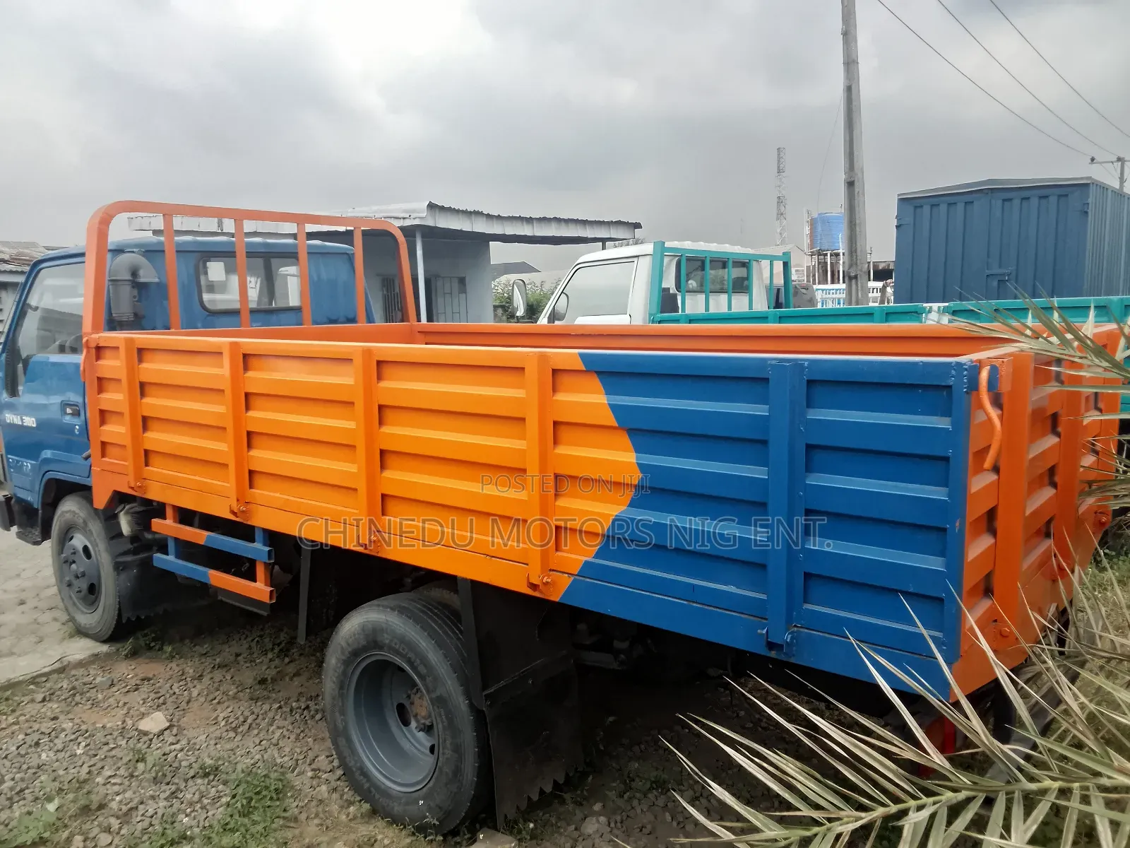 Toyota Dyna 300 Half Bucket