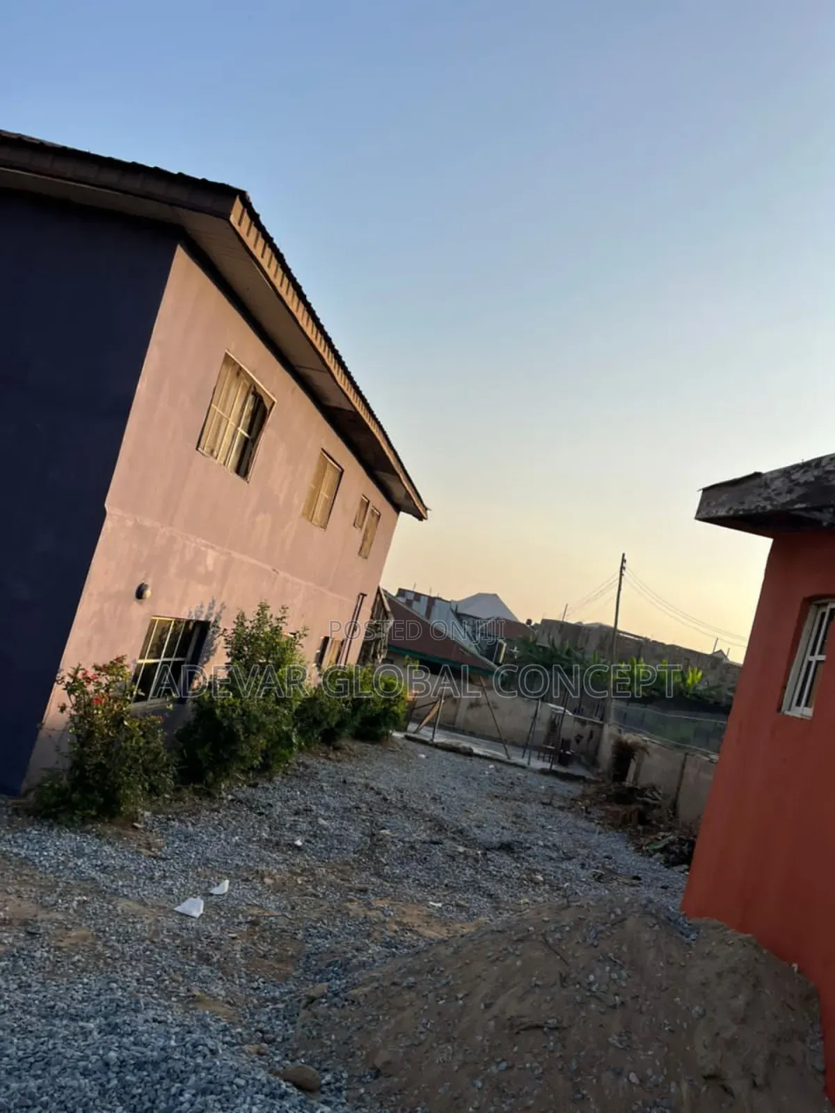 1bdrm Block of Flats in Odo Ona for sale