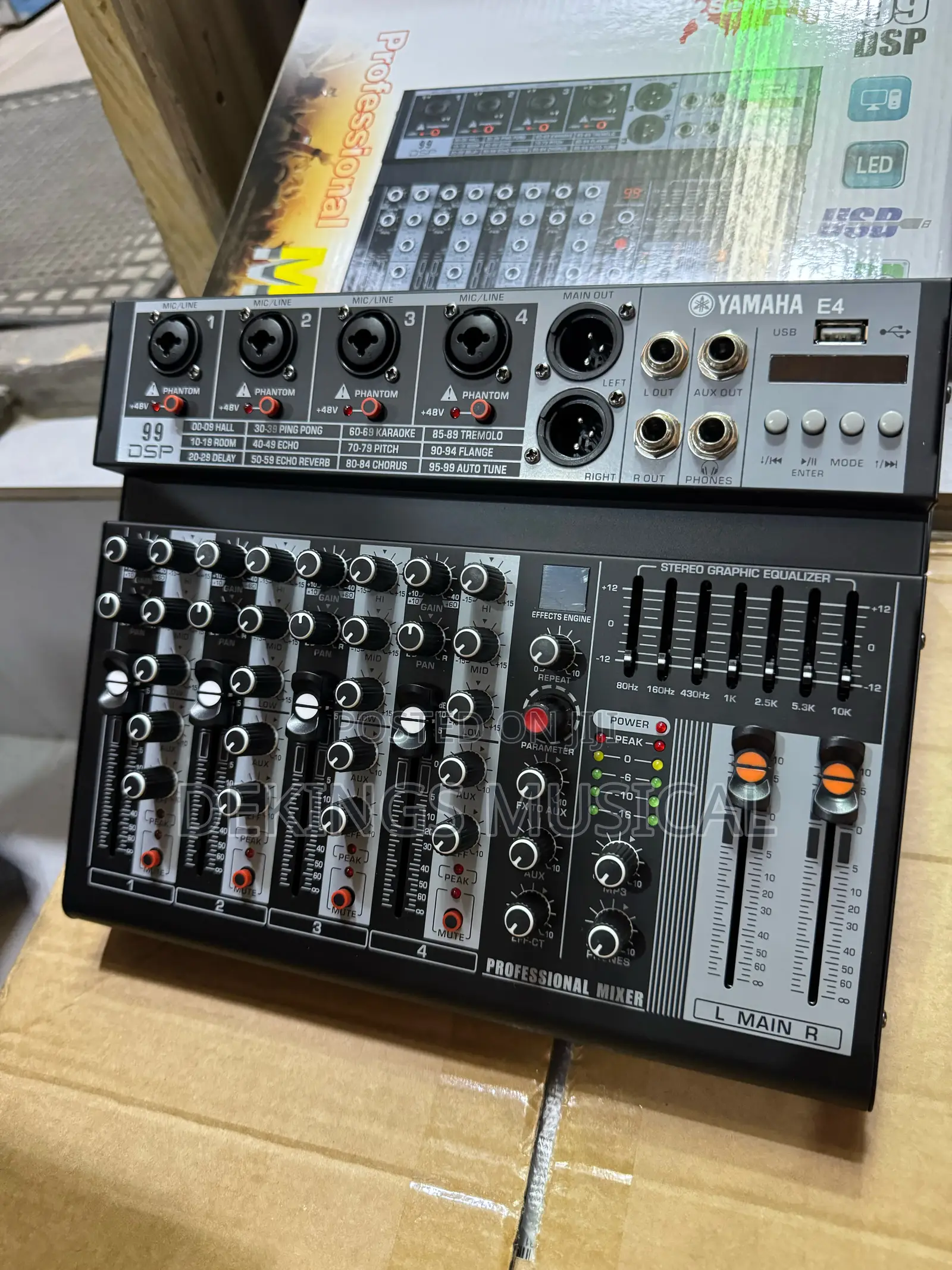 Yamaha E4 Mixer 4 Channels Usb/Bt