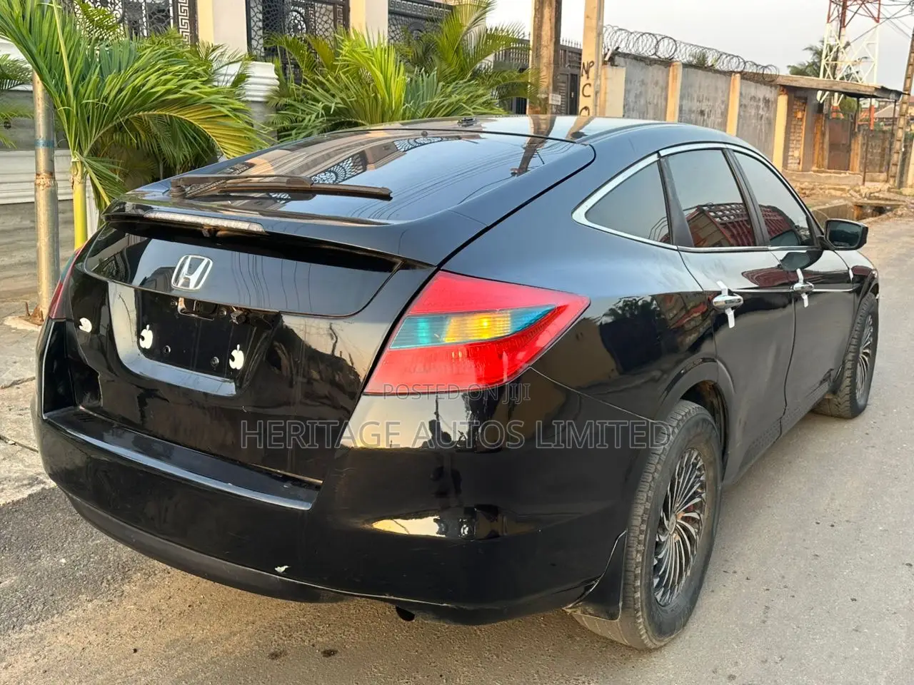Honda Crosstour 2011 Black