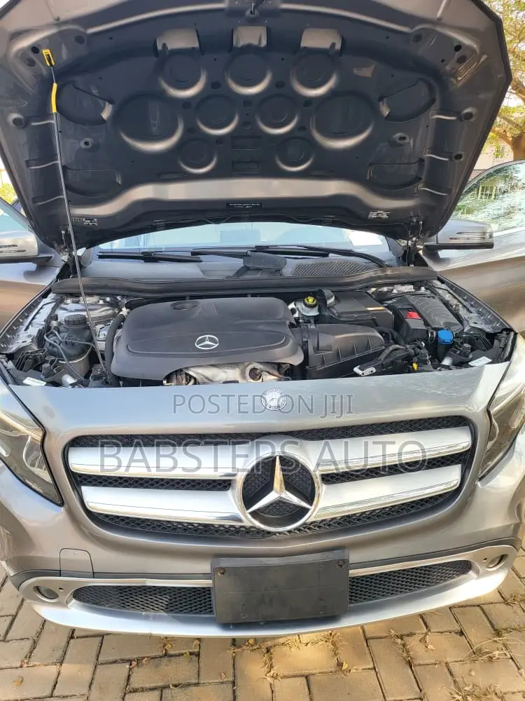 Mercedes-Benz GLA 250 2016 Gray