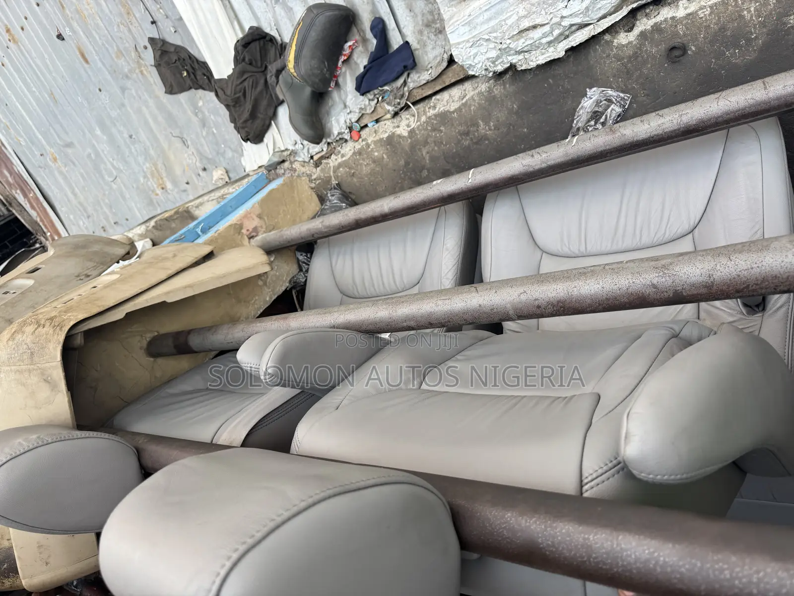 Complete Seat Toyota Sienna 2005 Model Leather