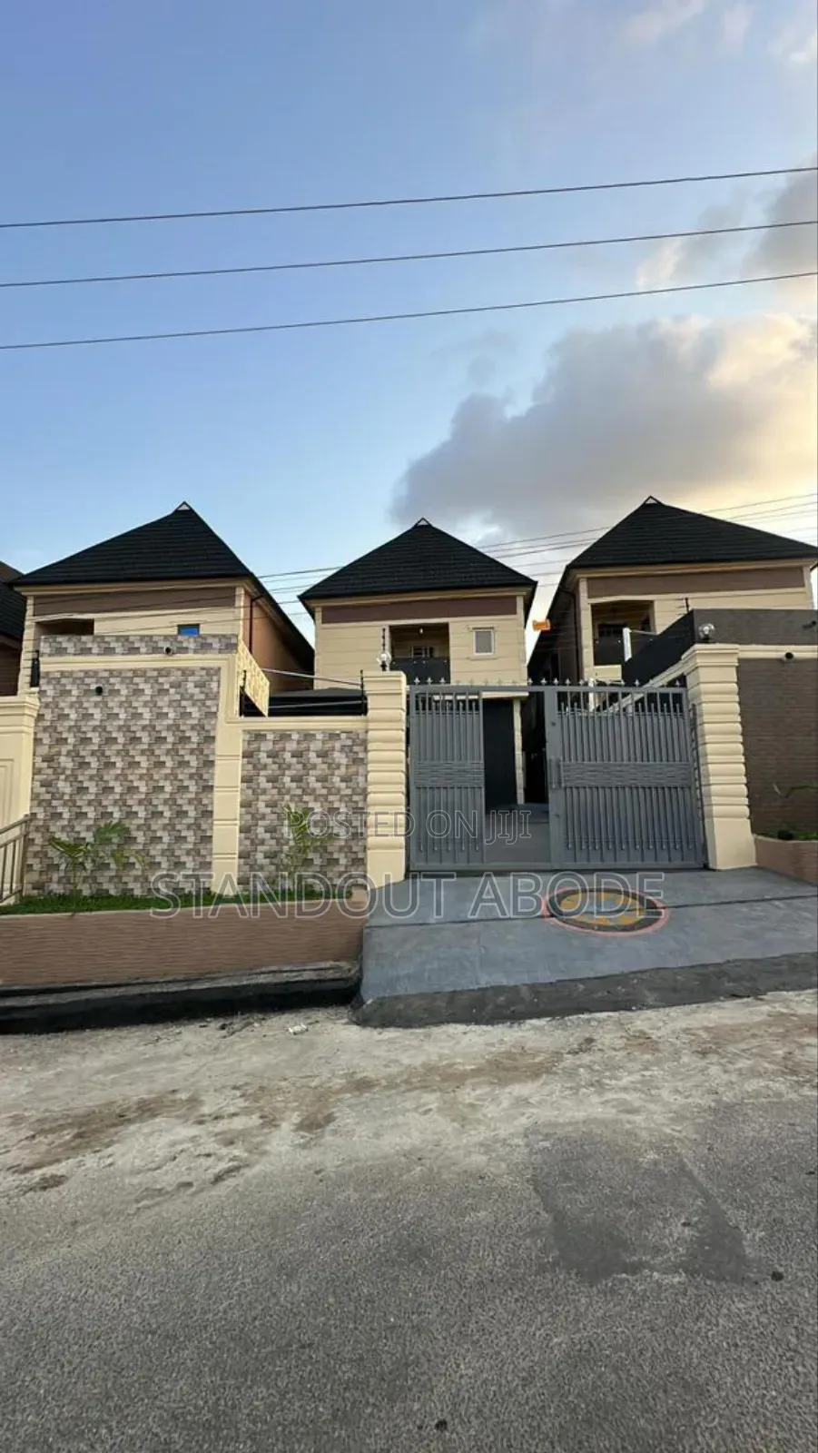 4bdrm Duplex in In An Estate, Ogba for sale