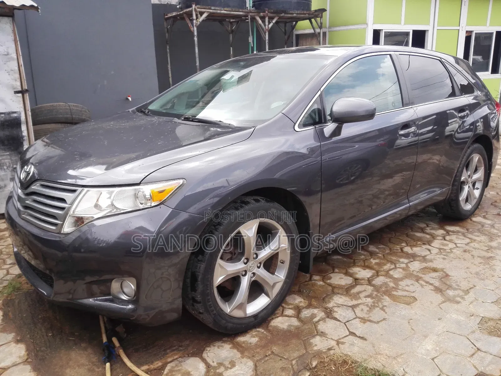 Toyota Venza V6 AWD 2011 Gray