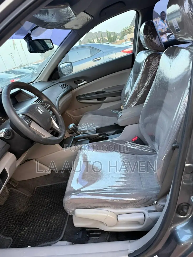 Honda Accord 2010 Gray