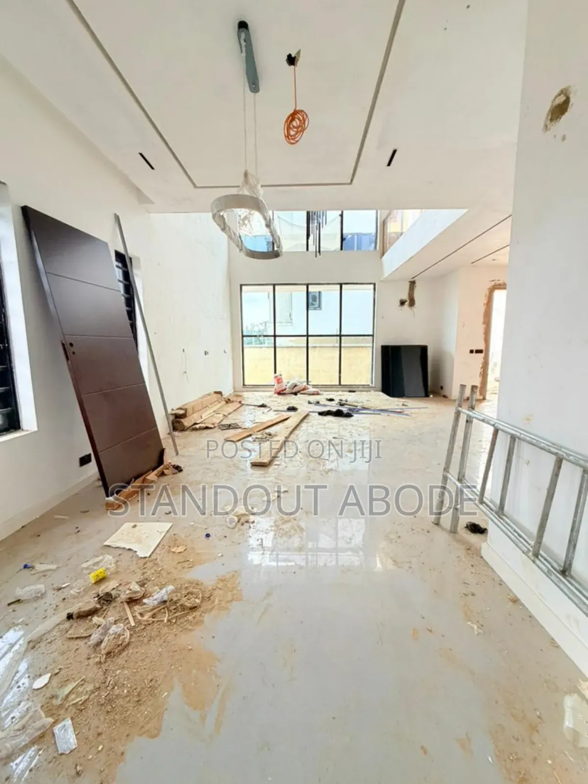 4bdrm Duplex in In A Secure Estate, Maryland for sale