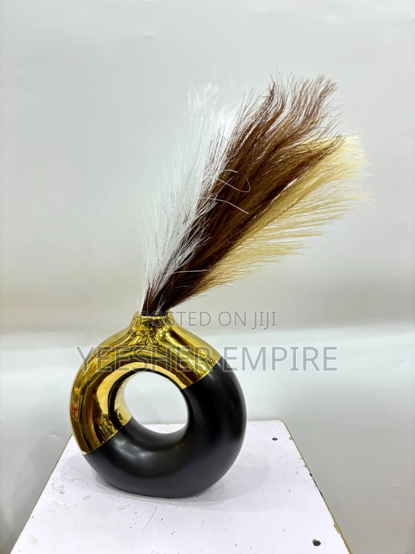 Black Unique Vase Set
