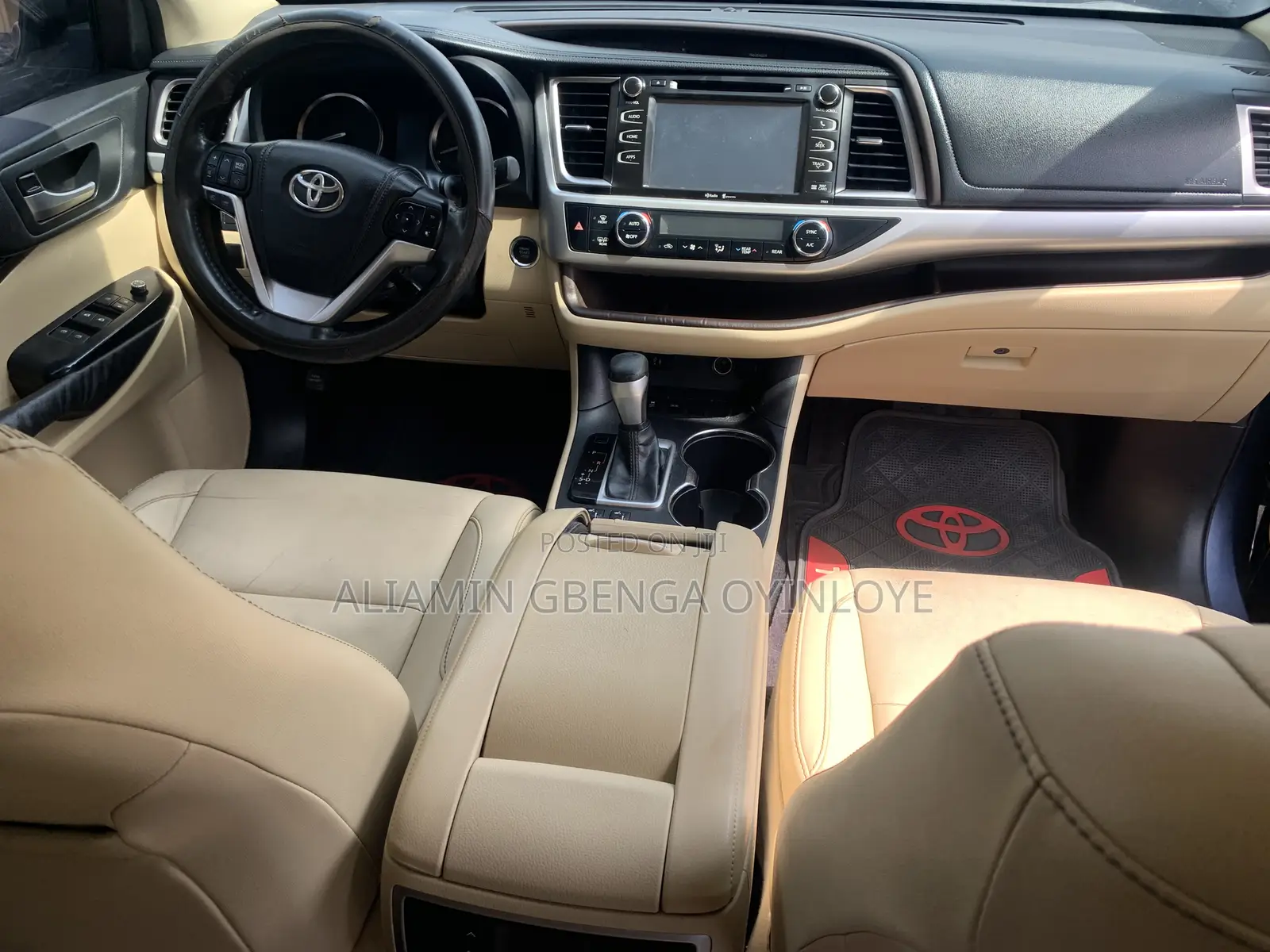 Toyota Highlander XLE 4dr SUV AWD (3.5L 6cyl 6A) 2014 Gray