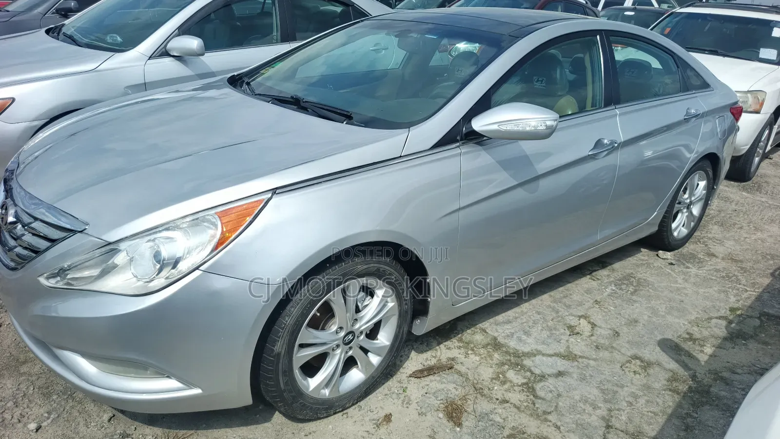 Hyundai Sonata Limited Sedan FWD (2.4L 4cyl 6A) 2012 Silver