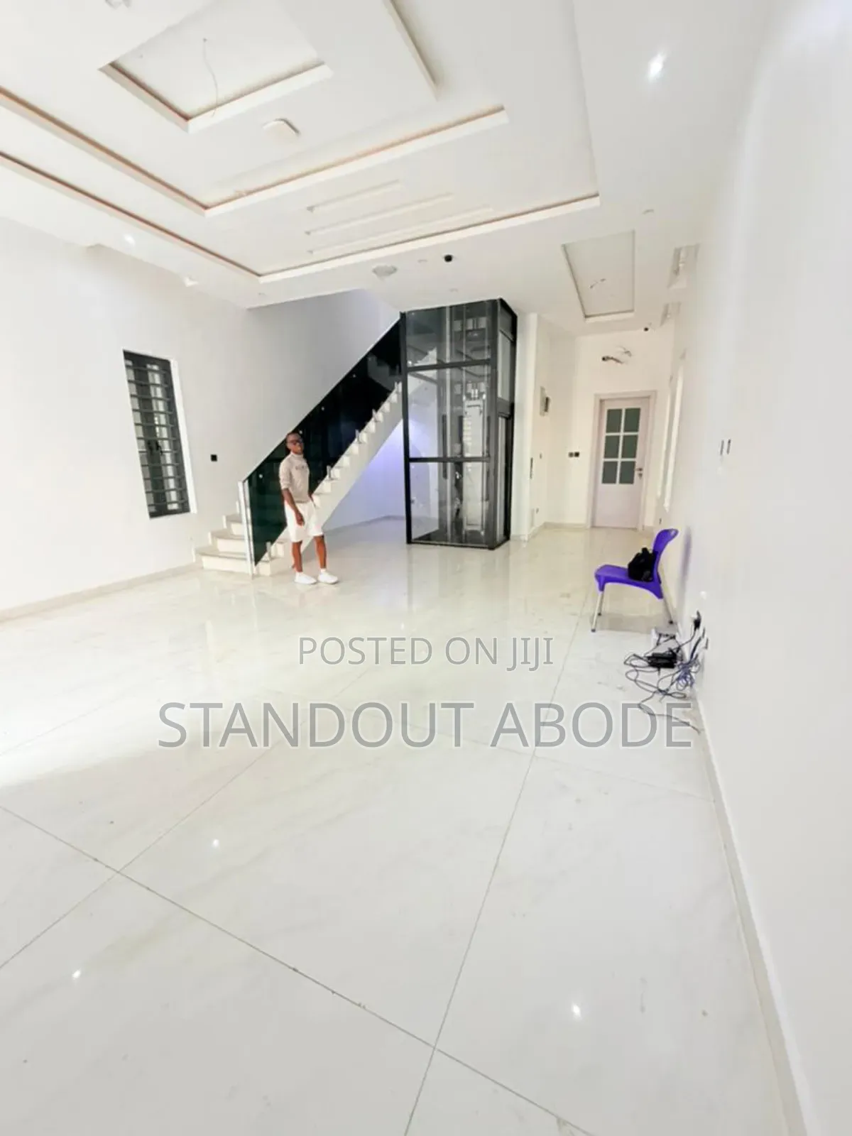 4bdrm Duplex in In A Secure Estate, Ikeja GRA for sale