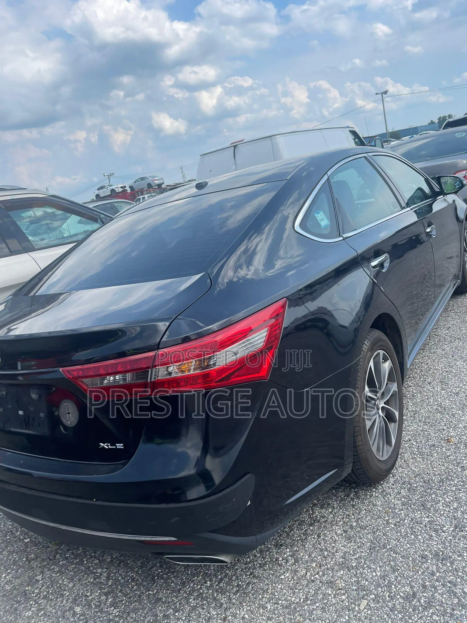 Toyota Avalon 2018 Black
