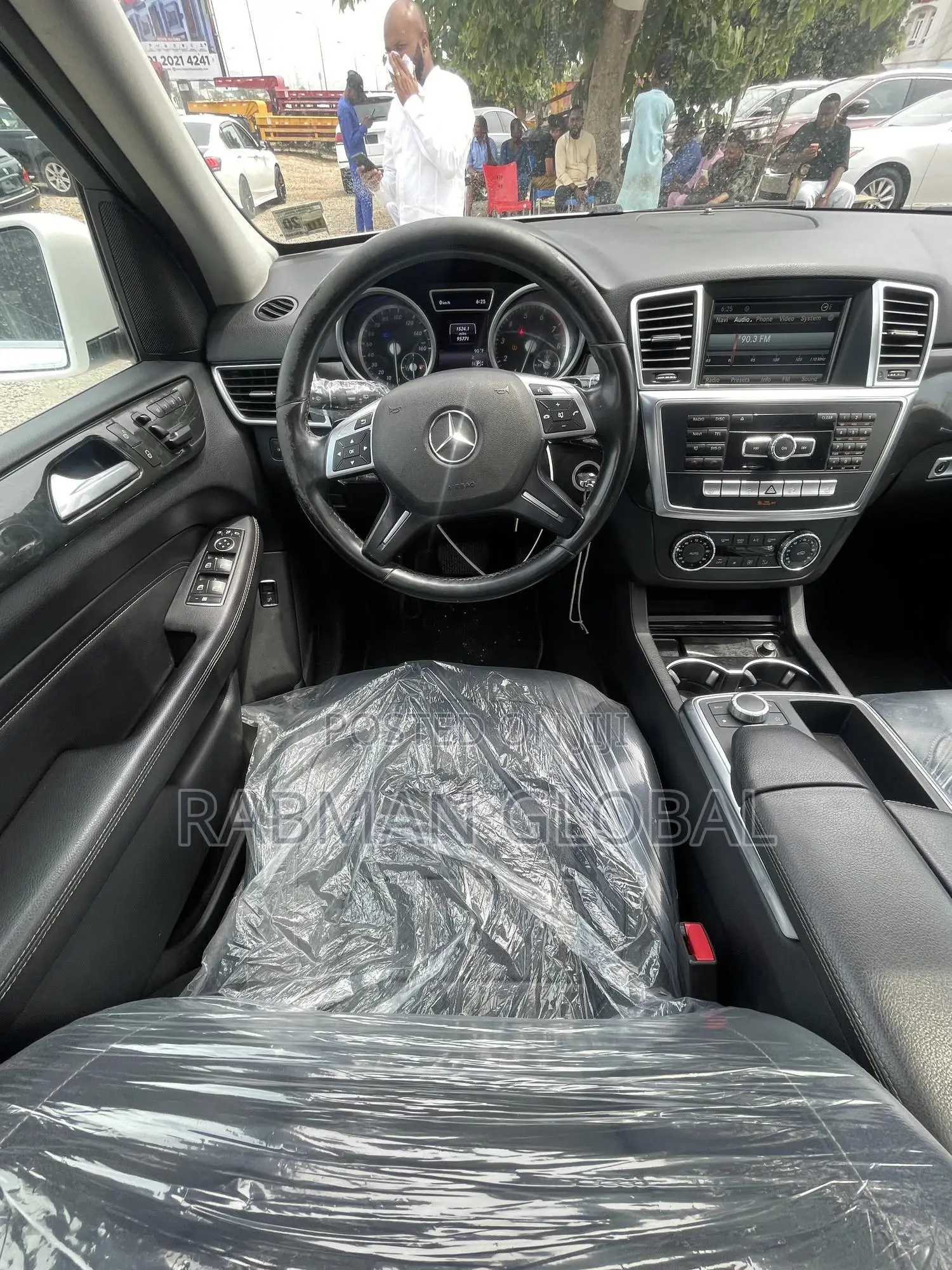 Mercedes-Benz M Class 2015 White