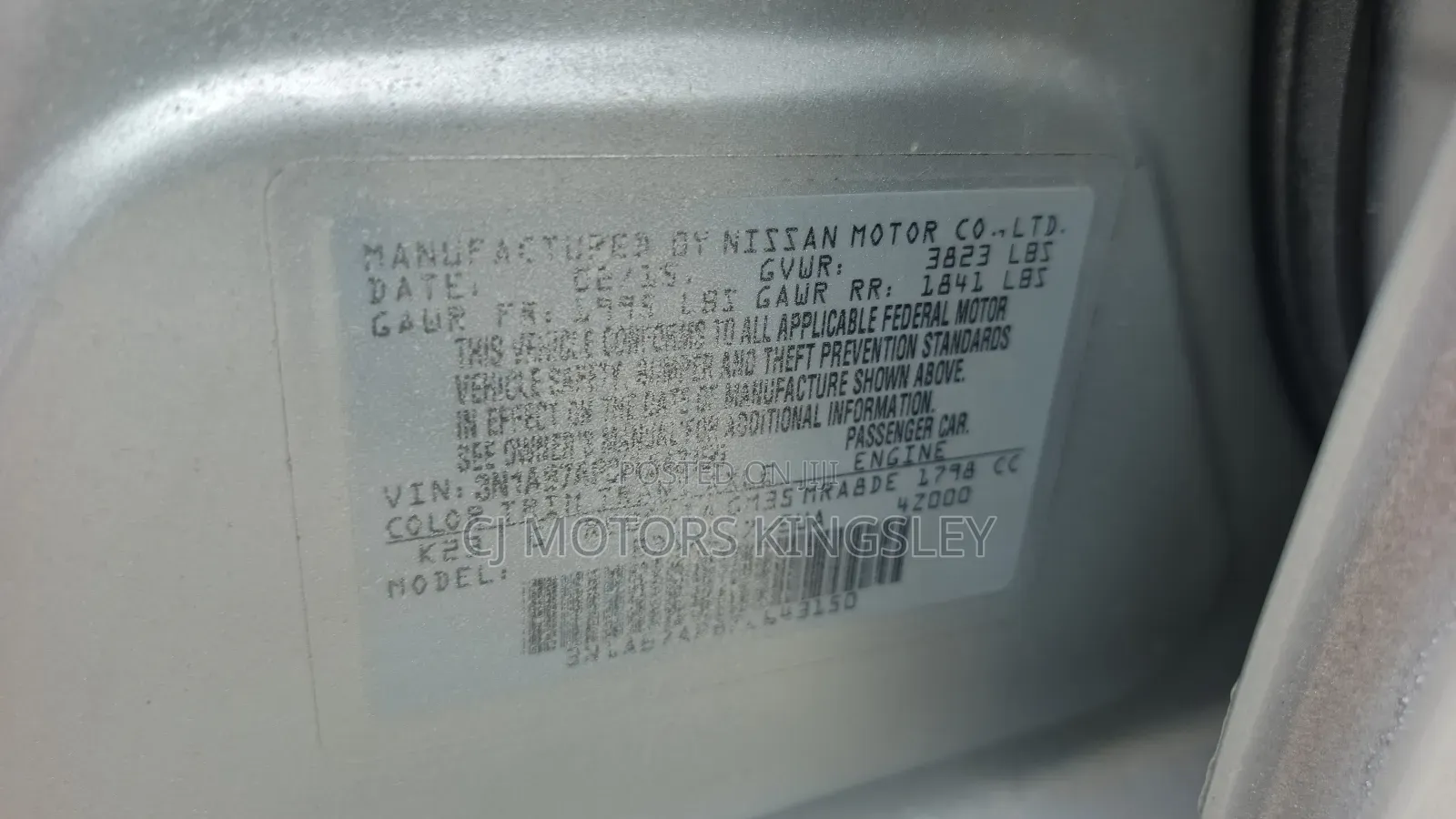 Nissan Sentra SV 4dr Sedan (1.8L 4cyl CVT) 2015 Silver