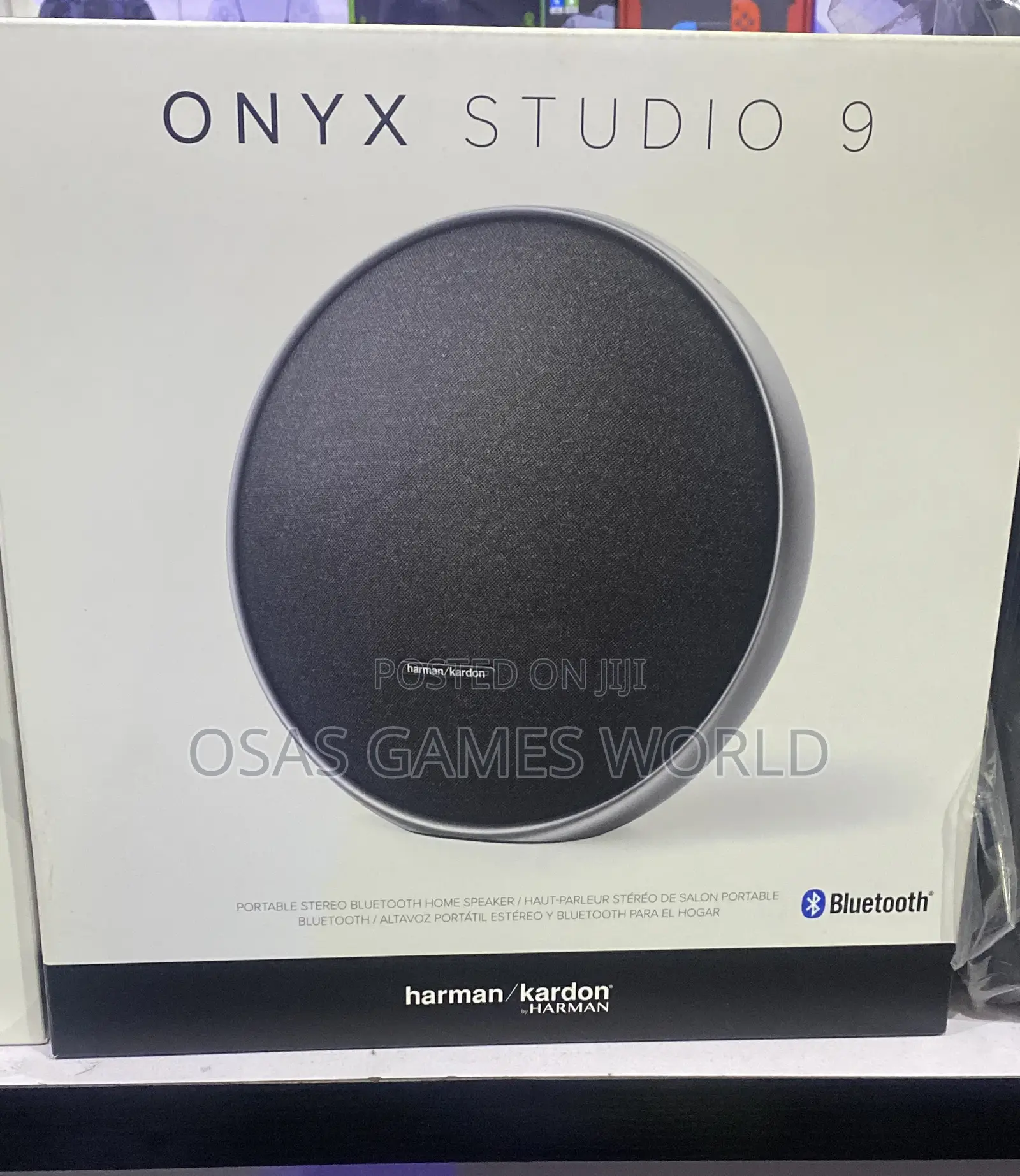 Onyx Studio 9