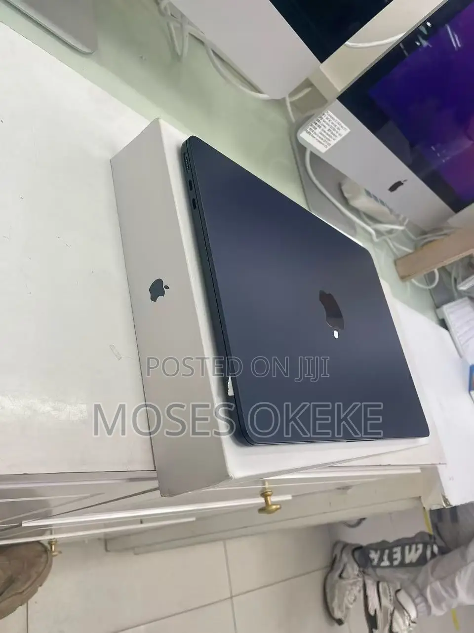 New Laptop Apple MacBook Air 2023 M2 16GB Intel Core M2 SSD 256GB