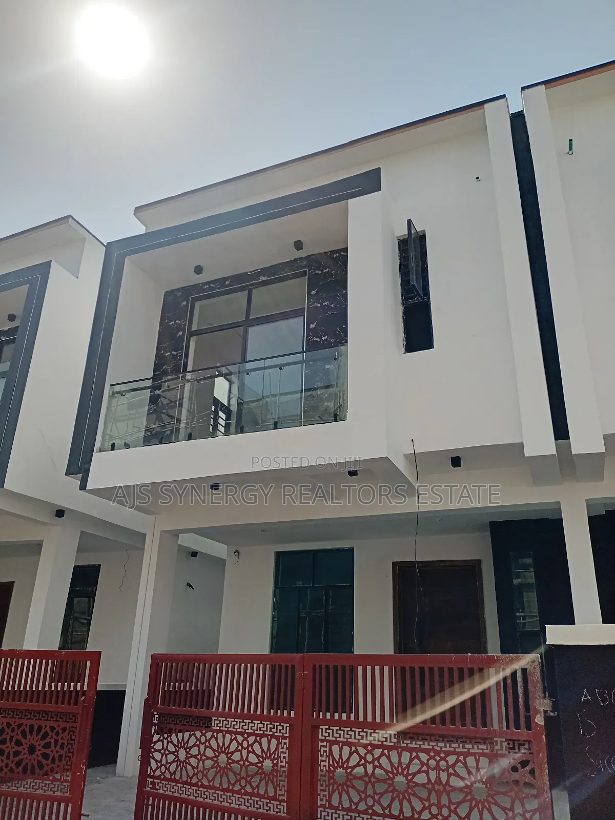 4bdrm Duplex in Ikota for sale