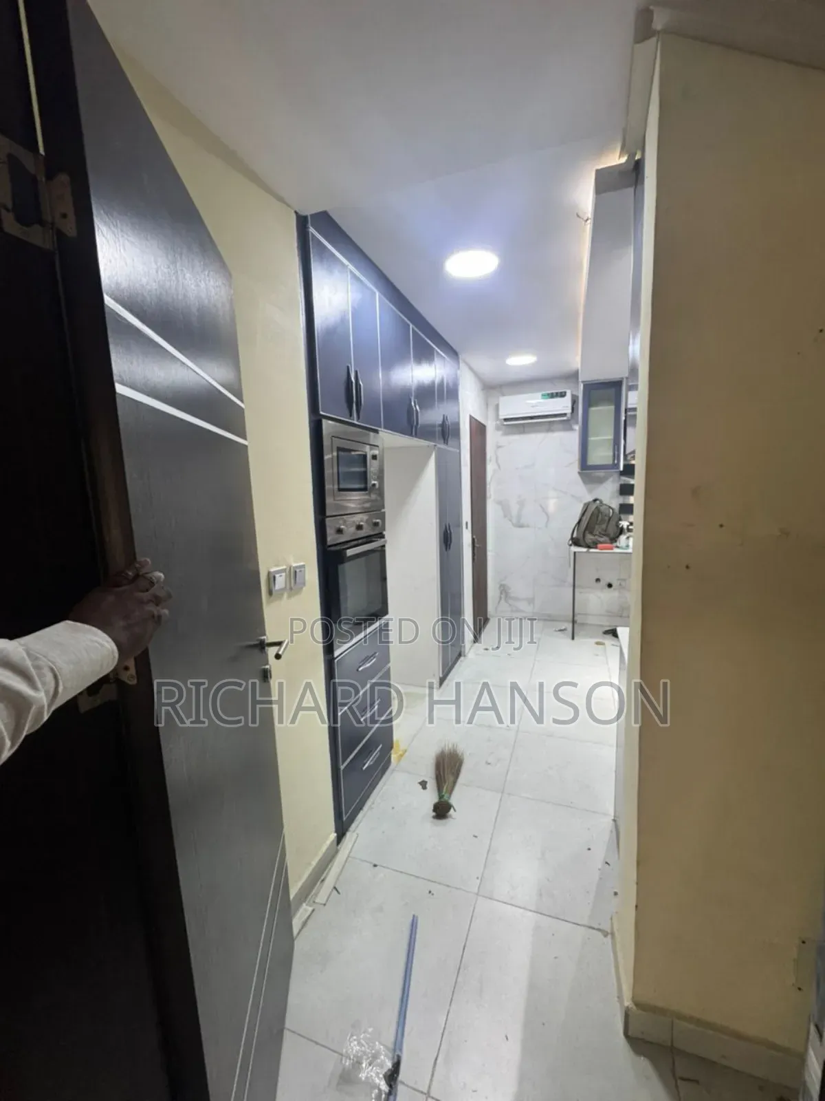 4bdrm Duplex in Coop Beach, Ikate for rent