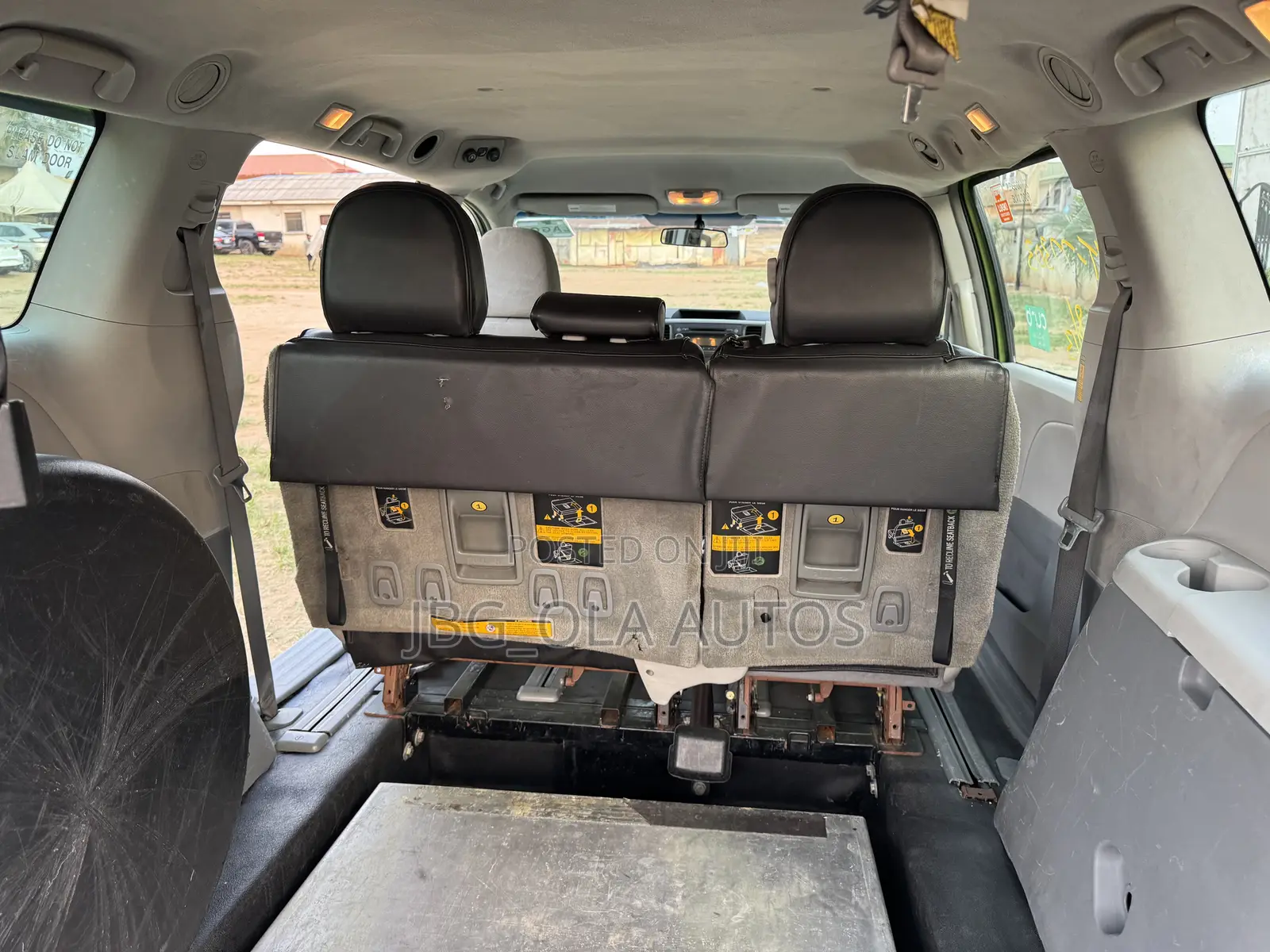 Toyota Sienna L 7-Passenger 4dr Minivan (3.5L 6cyl 6A) 2014 Green
