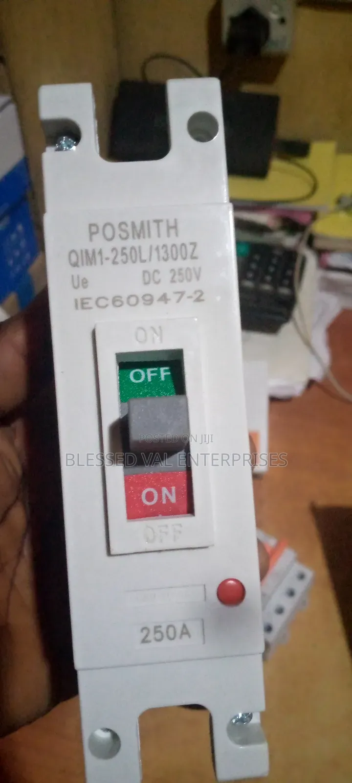 Mccb Circuit Breaker 250a Single Pole