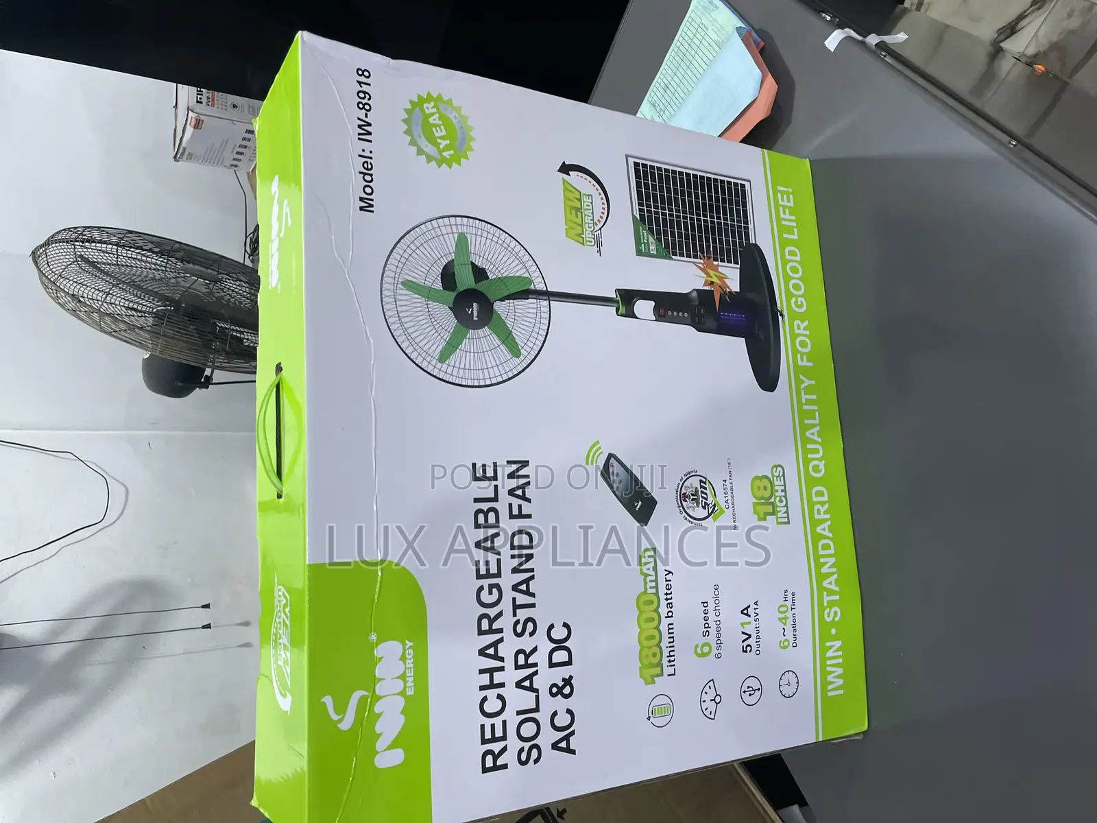 Iwin 18-Inch Rechargeable Fan | Cordless Standing Fan