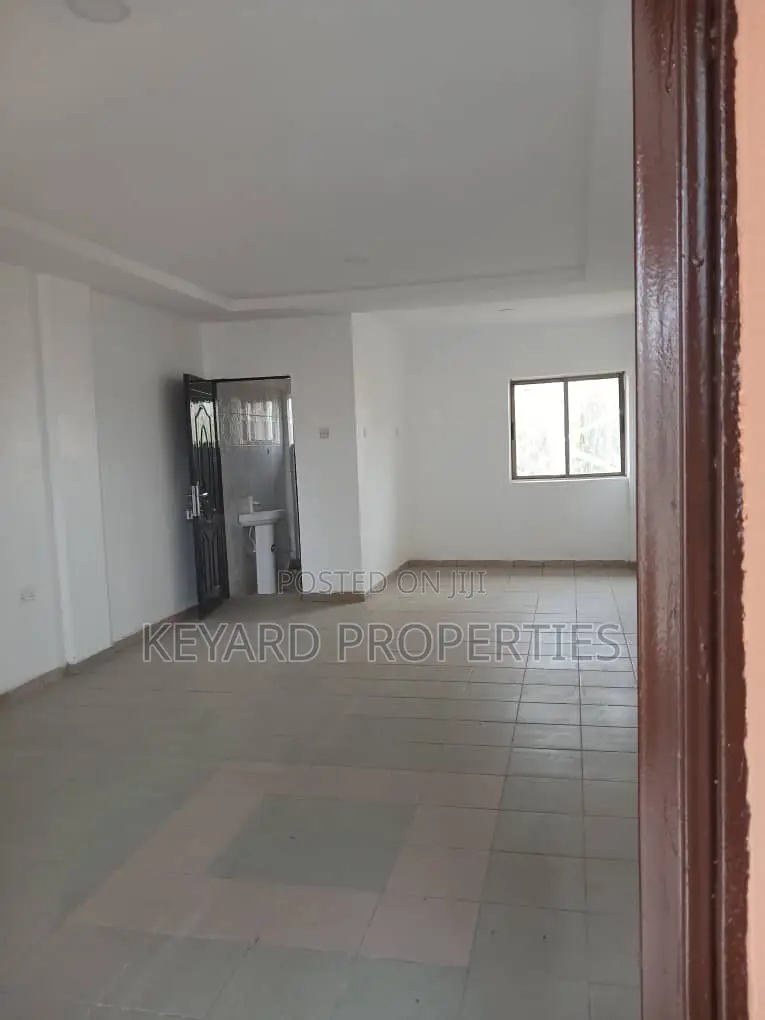 Open Shop For Rent In Wuse2