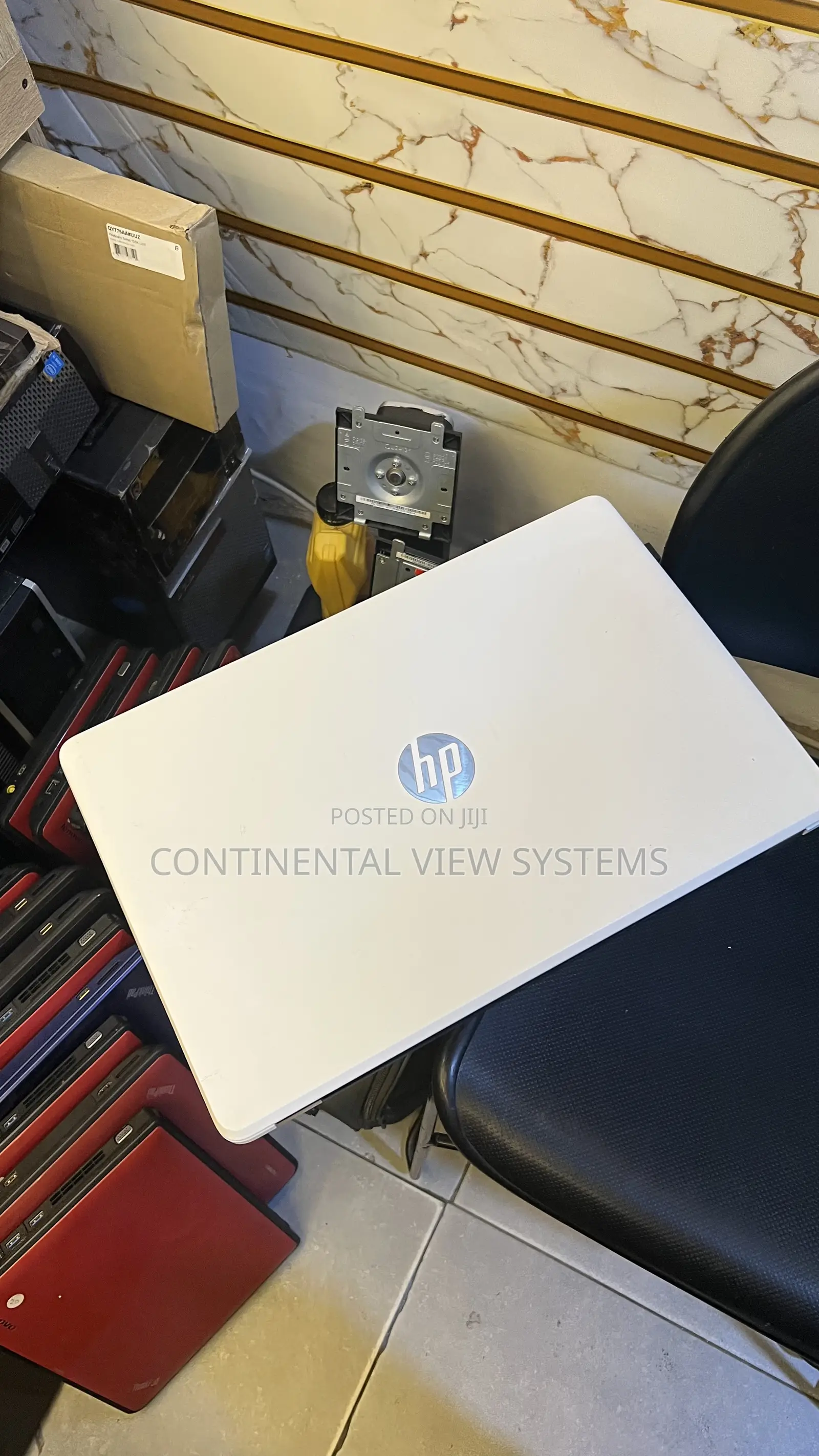 Laptop HP 15-da2933nia 4GB Intel Core i3 SSD 128GB