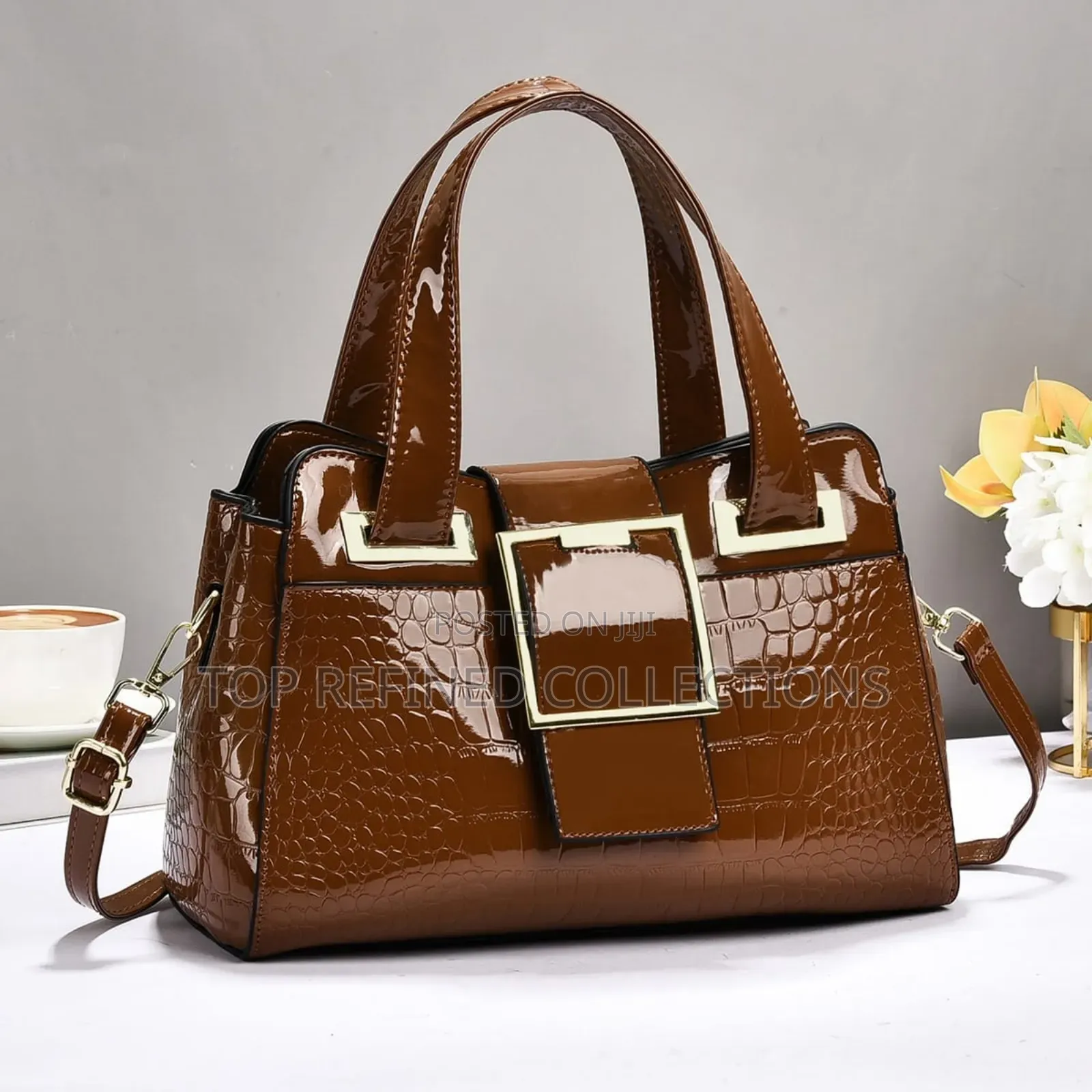 Beautiful and Elegant Ladies Handbag