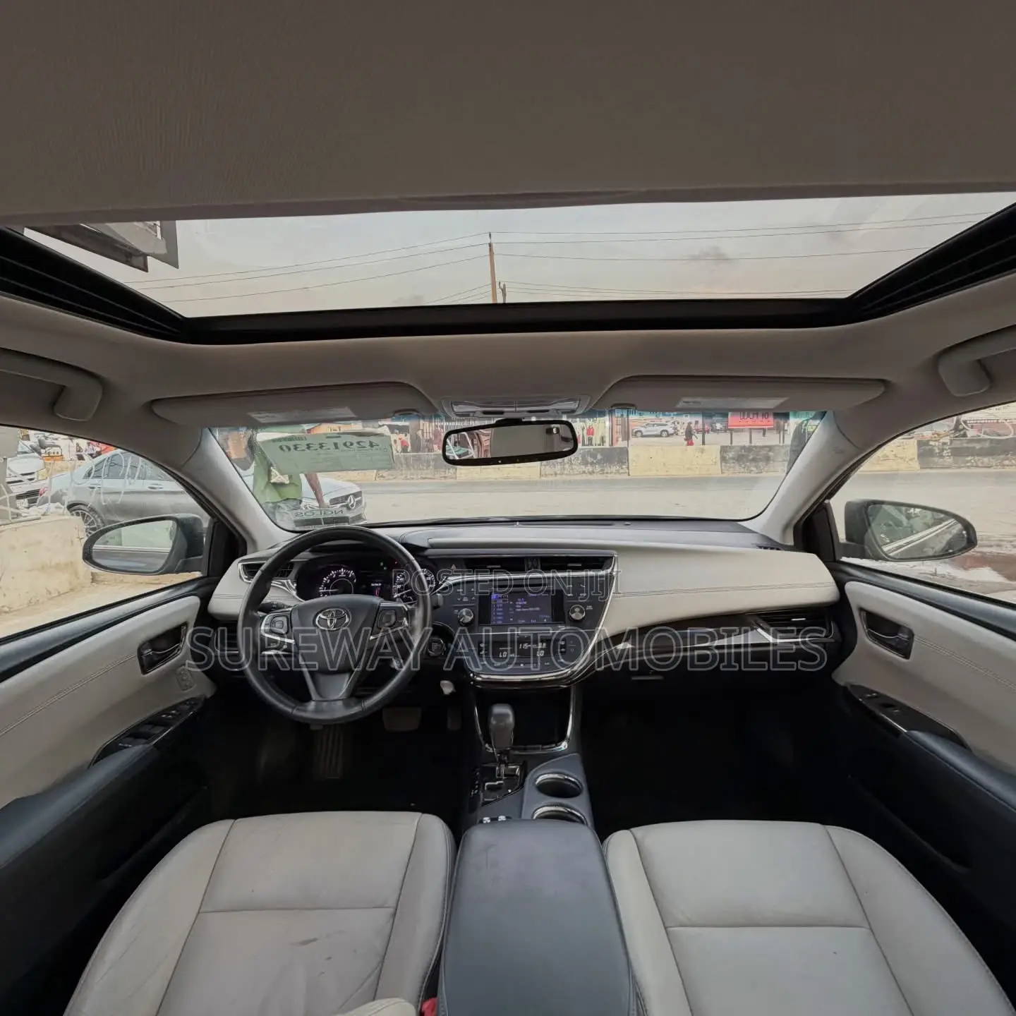 Toyota Avalon XLE Touring 4dr Sedan (3.5L 6cyl 6A) 2014 Gray