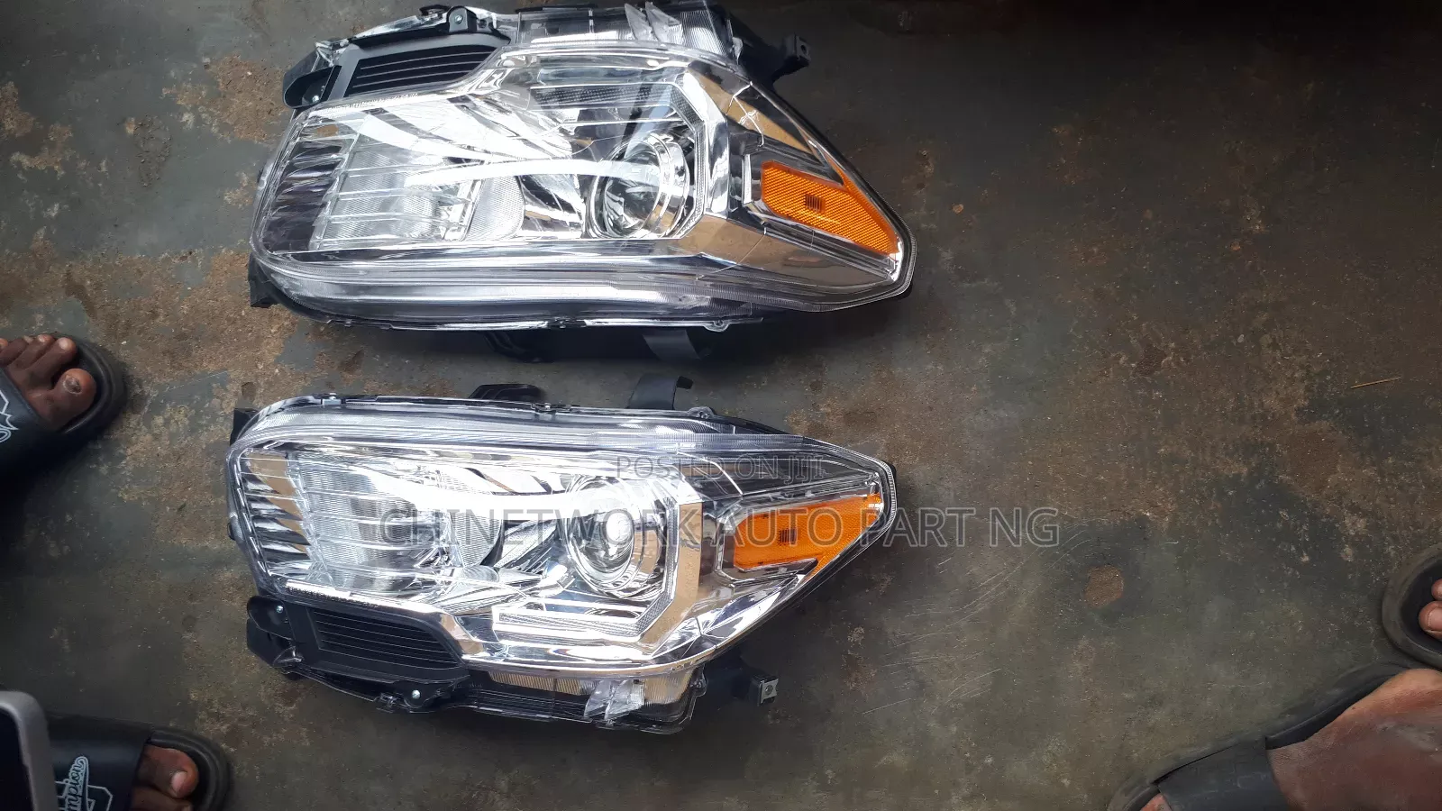 Toyota Tacoma 2018 Headlamp – Original Clean