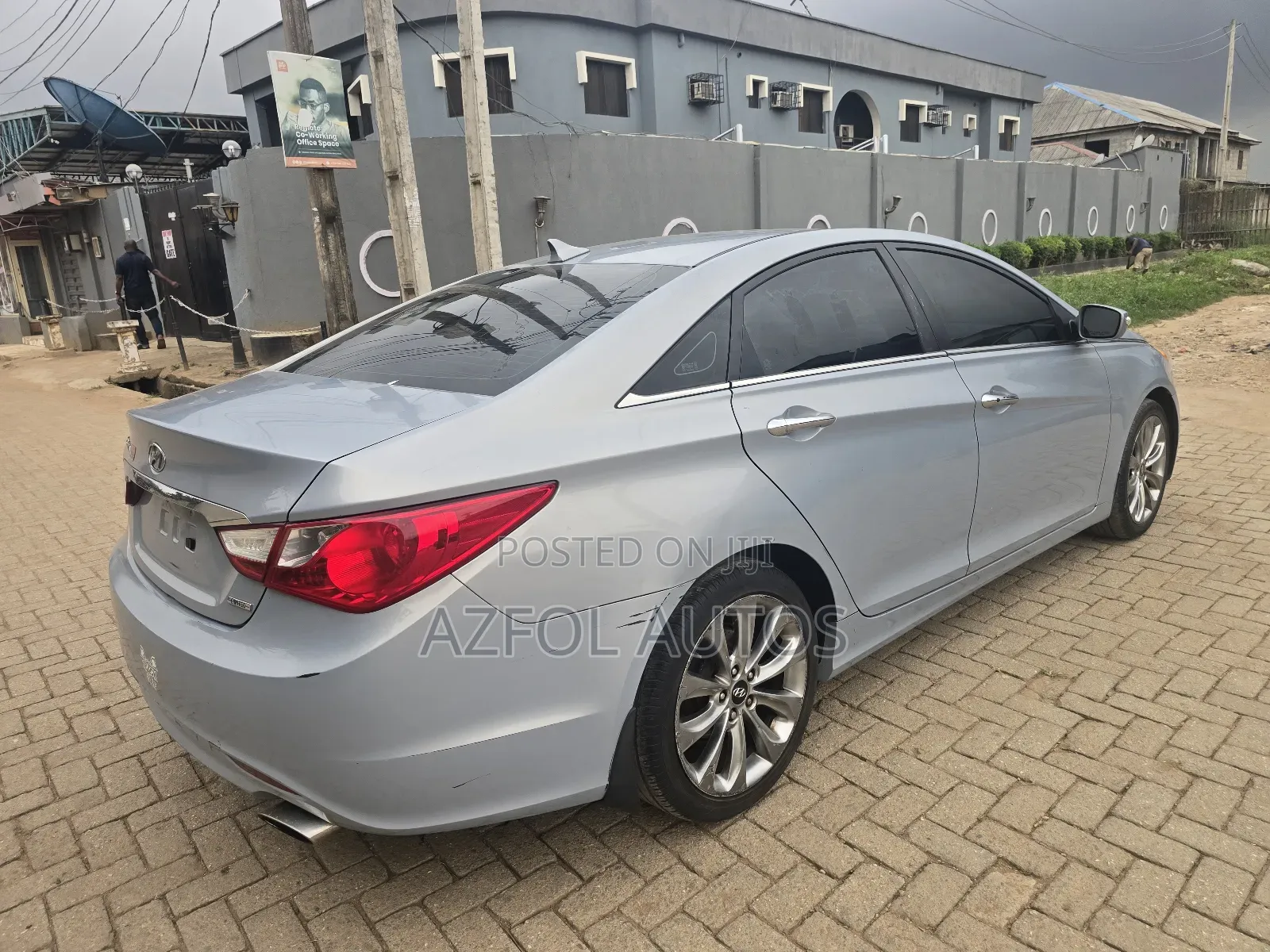 Hyundai Sonata Limited Sedan FWD (2.4L 4cyl 6A) 2012 Gray