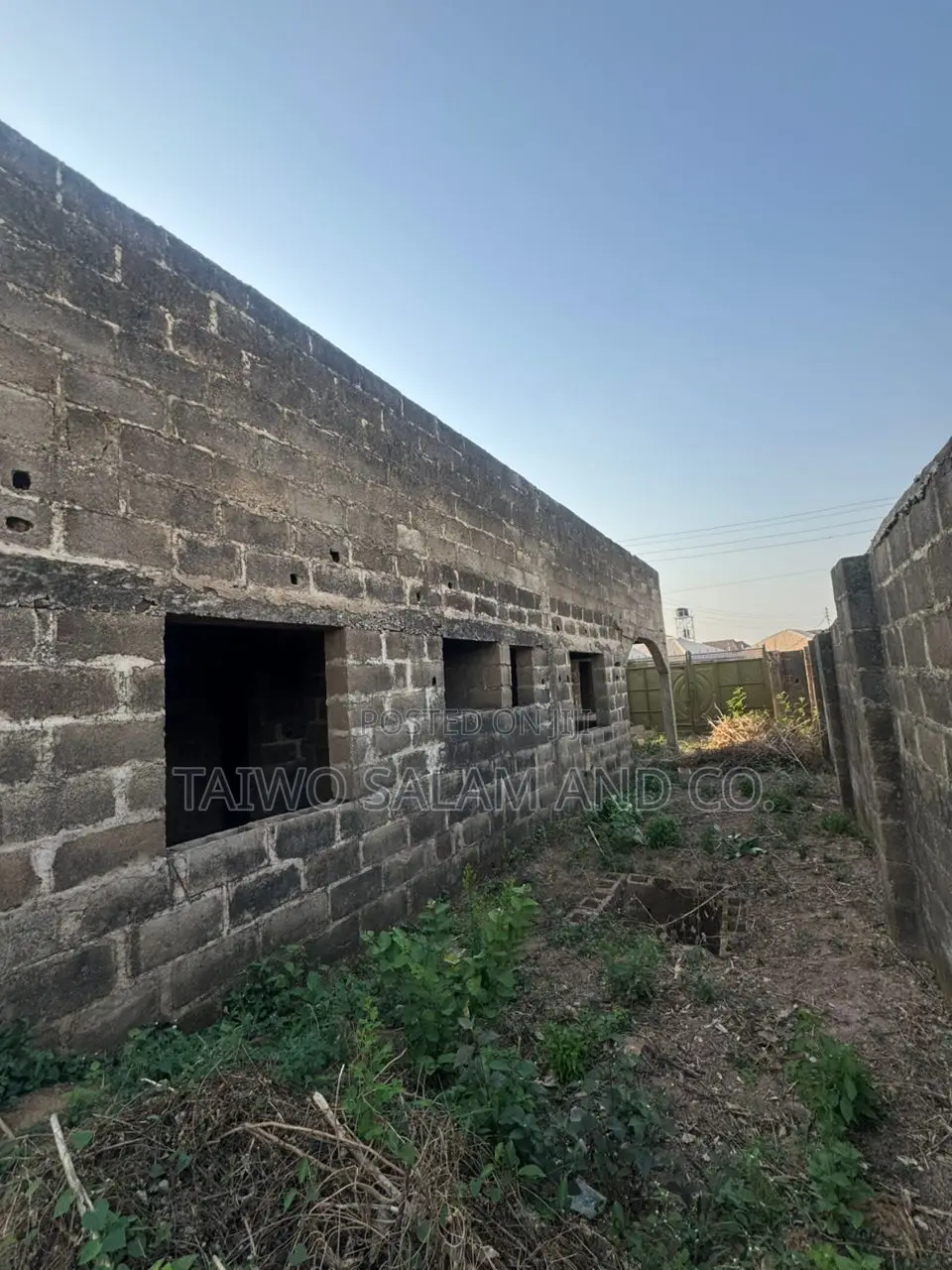 3bdrm Bungalow in Akala Expres for sale
