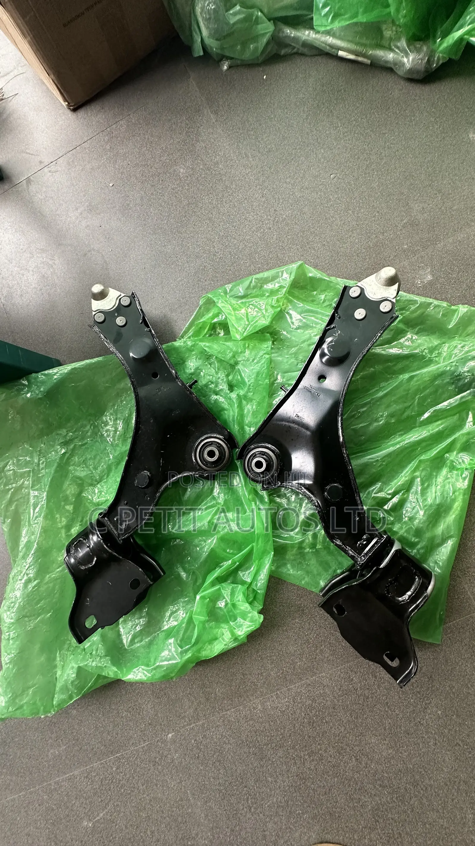 Lower Arm Land Rover Discovery Sports 2015