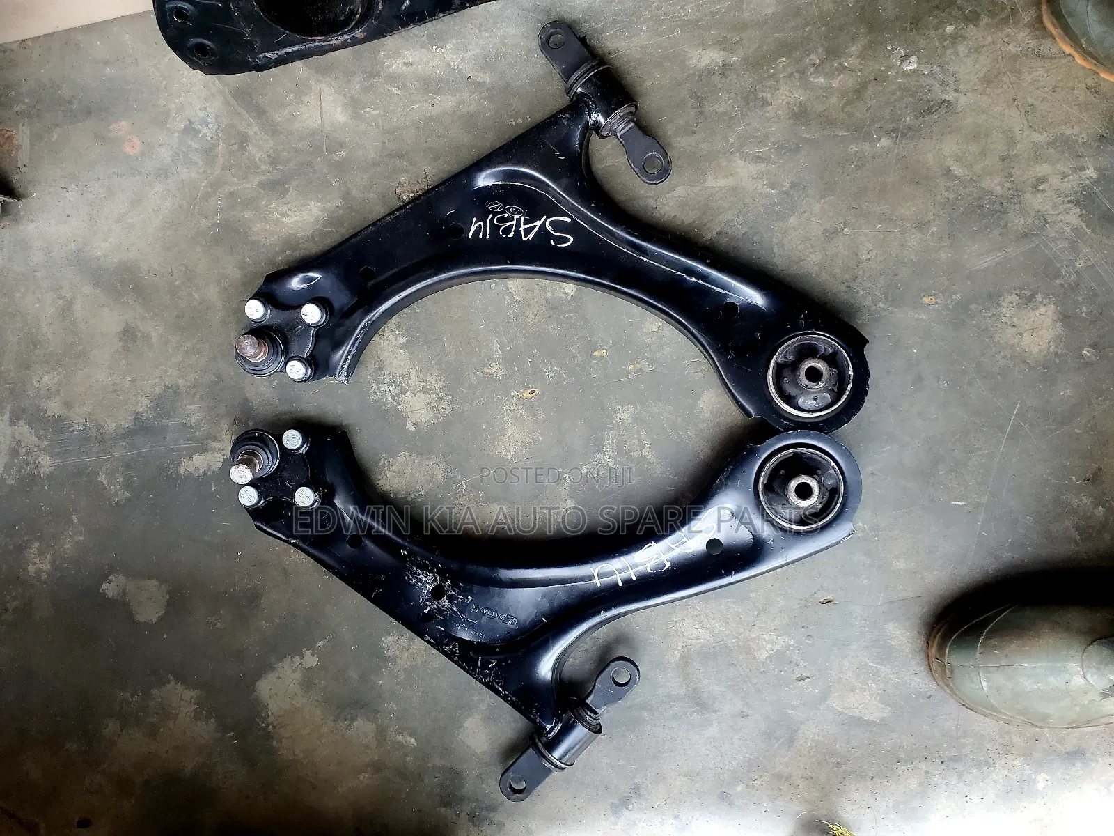 Hyundai Tucson 2022 Front Low Arm Set