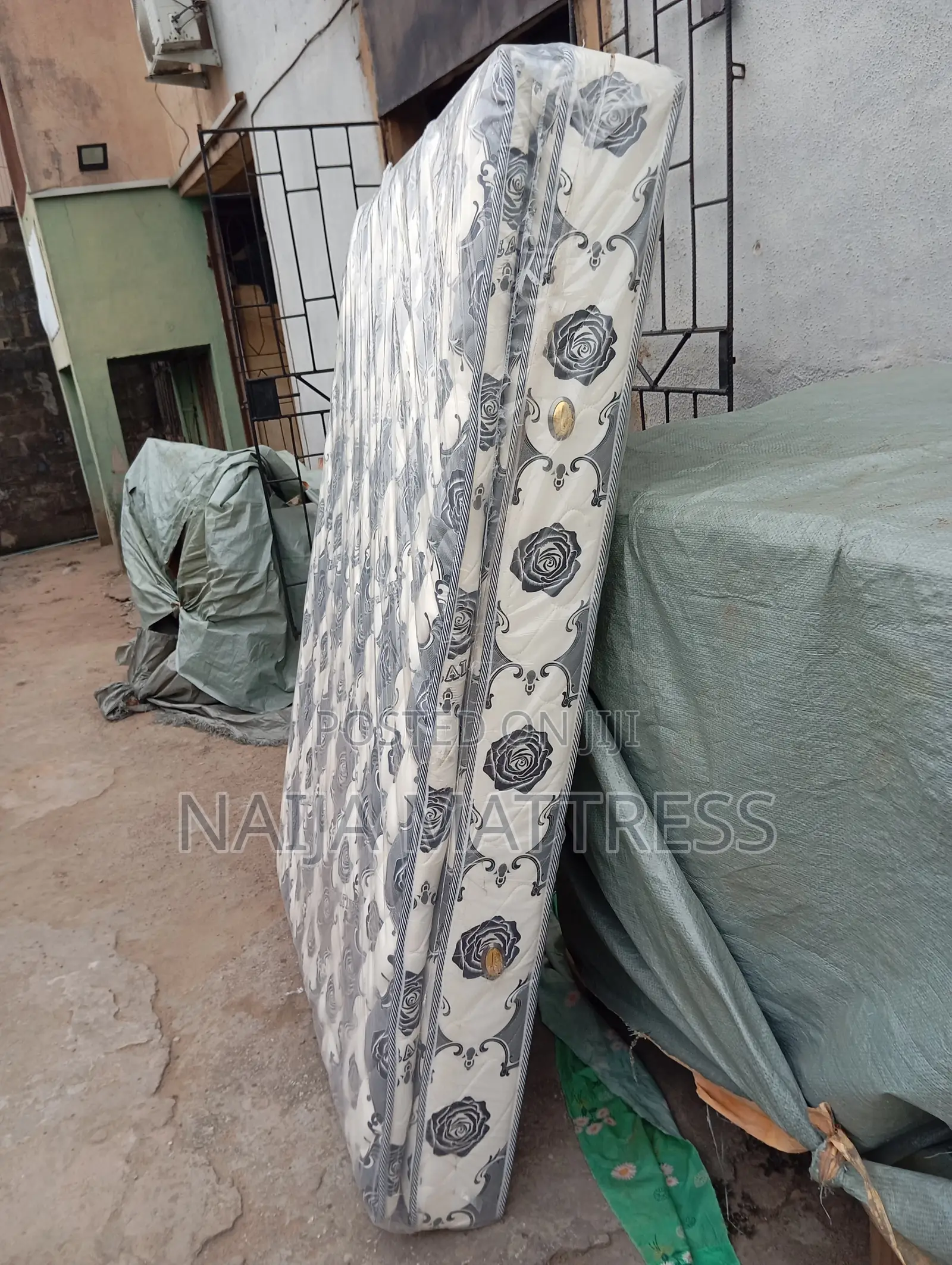 Premium Mattress With Topper on It 4.5 by 10