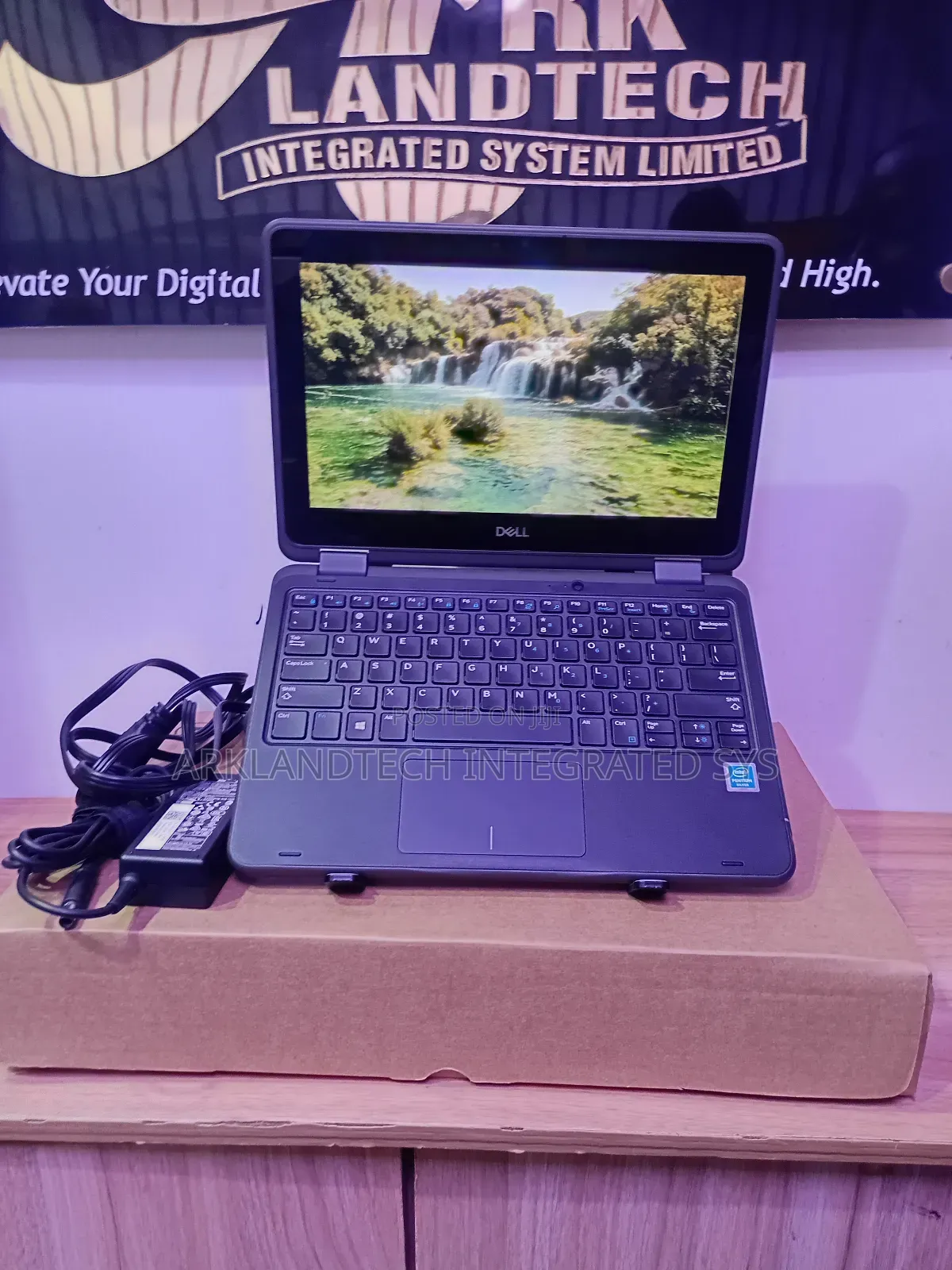Laptop Dell Latitude 11 5175 8GB Intel Pentium SSD 128GB