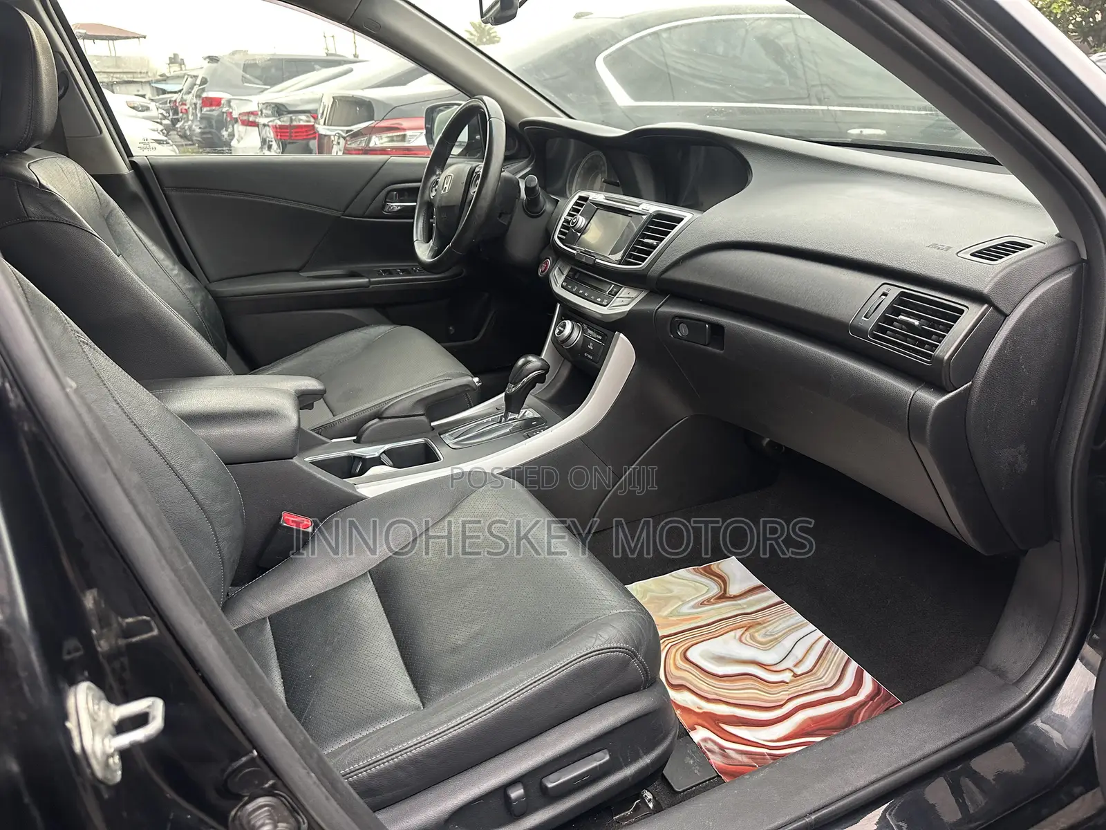 Honda Accord Touring 4dr Sedan FWD (3.5L 6cyl 6A) 2013 Black