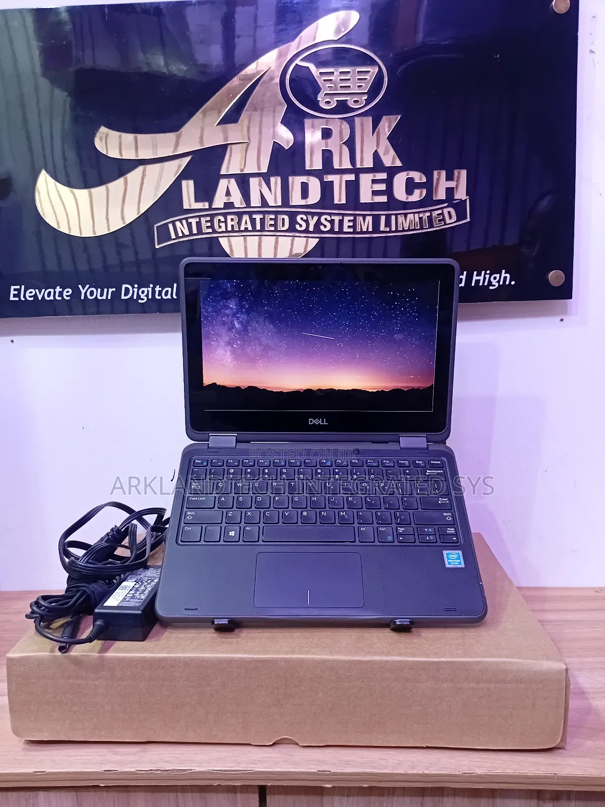 Laptop Dell Latitude 12 5285 8GB Intel Pentium SSD 128GB