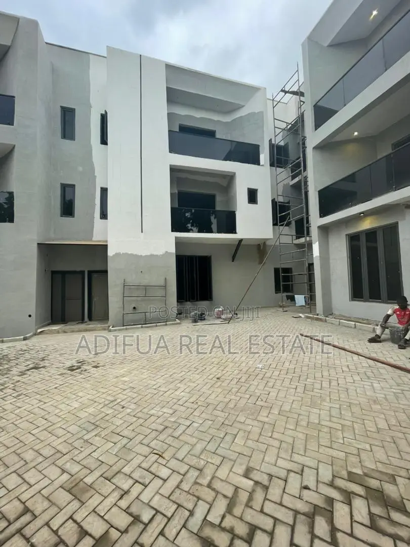 4 Bedroom Terrace Duplex With B.Q