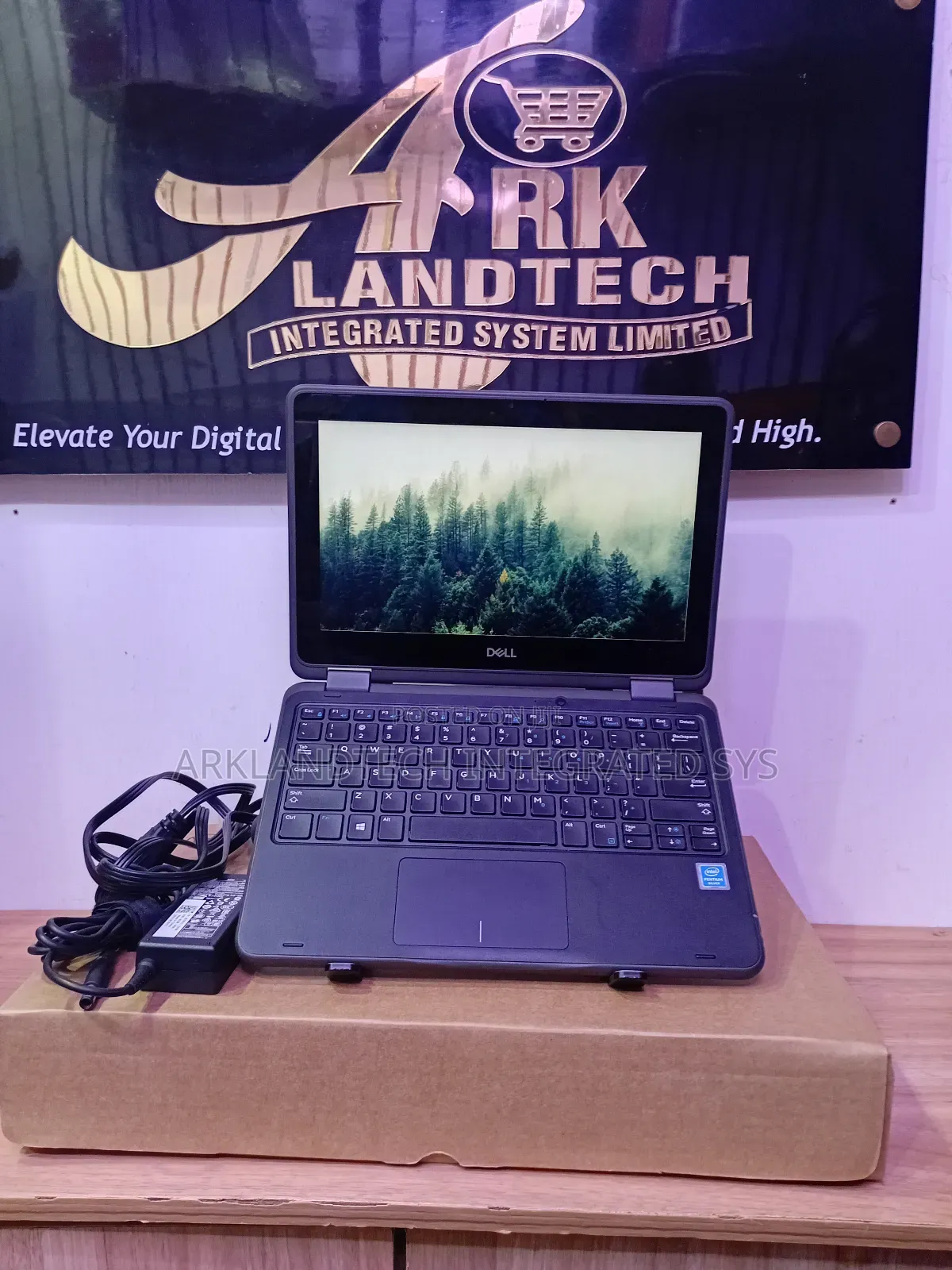 Laptop Dell Latitude 12 5285 8GB Intel Pentium SSD 256GB