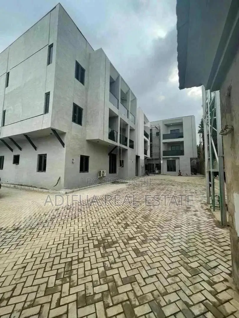4 Bedroom Terrace Duplex With B.Q