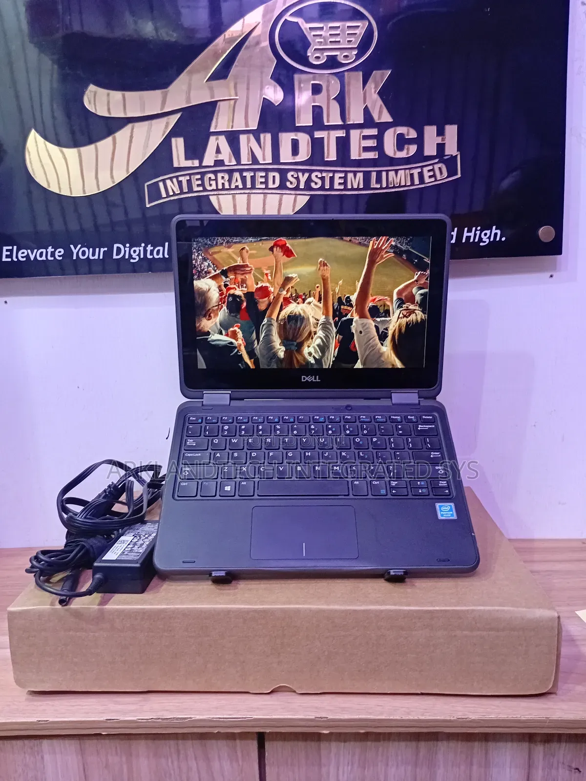 Laptop Dell Latitude 12 5285 8GB Intel Pentium SSD 256GB