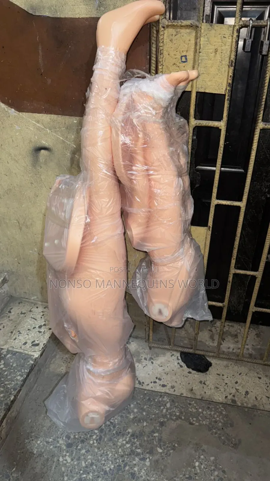 Plastic Female Headless Display Mannequin