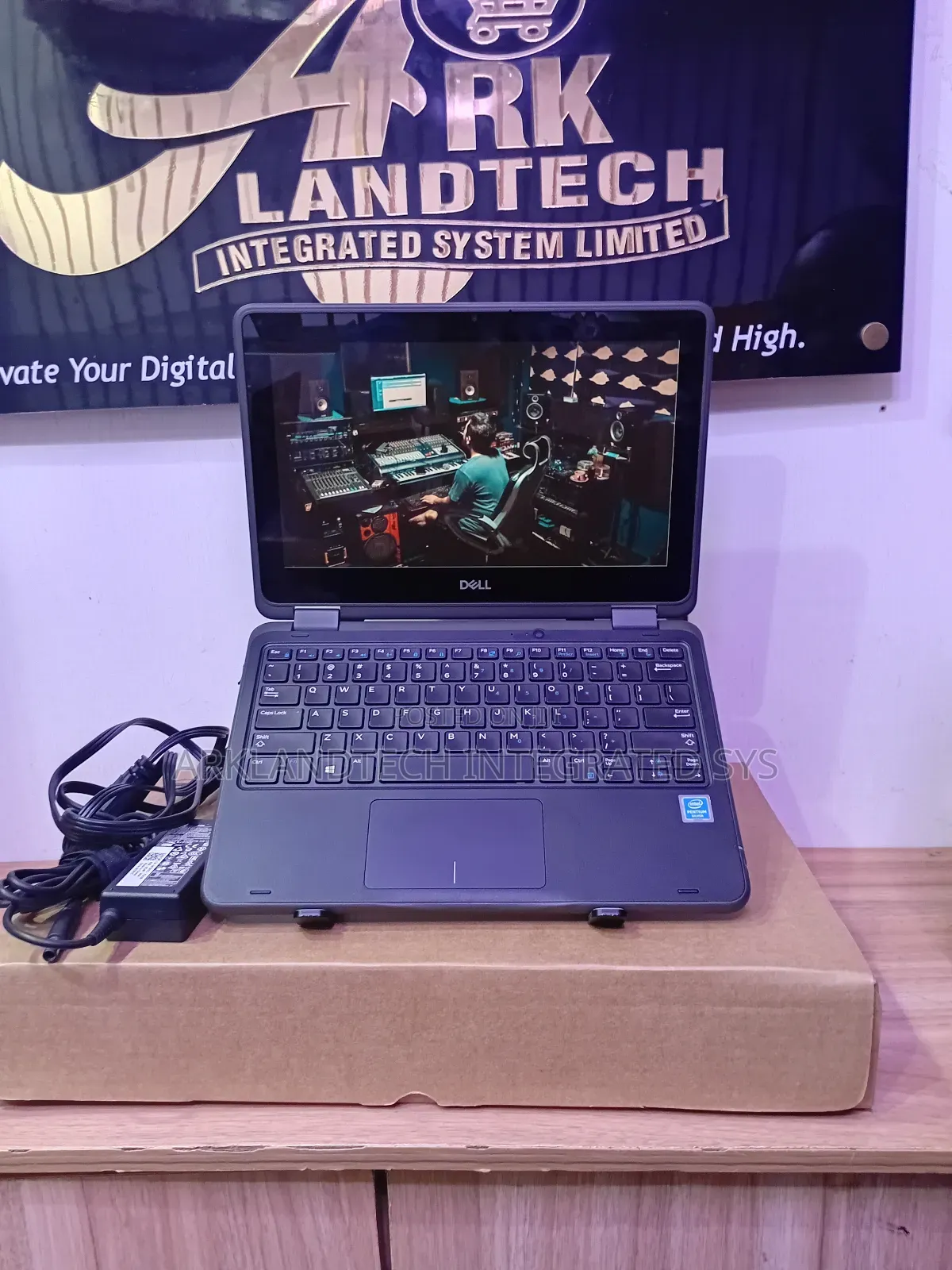 Laptop Dell Latitude 12 7275 8GB Intel Pentium SSD 128GB