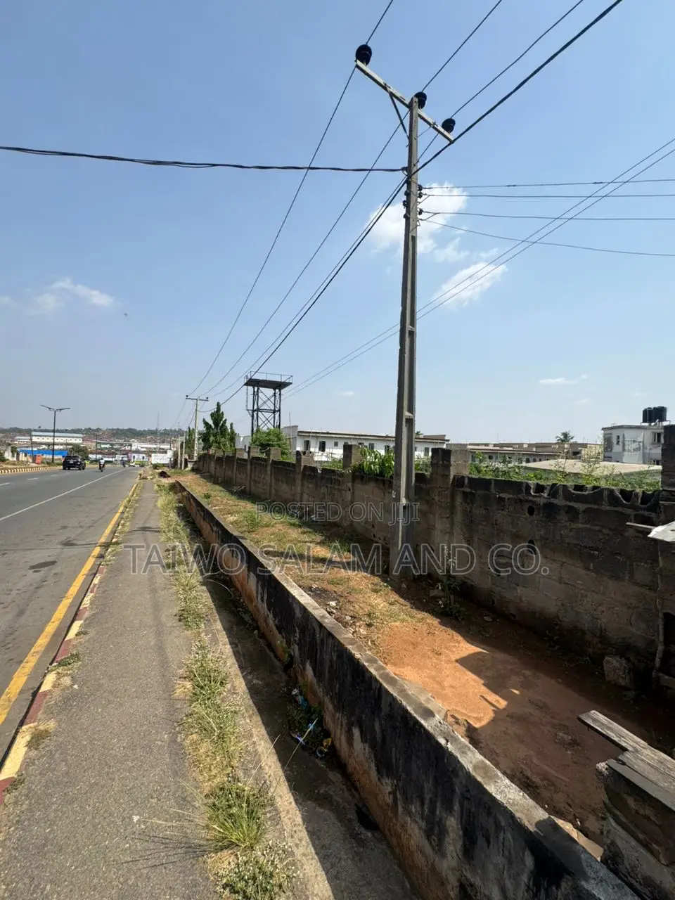 1,626 SQM Facing the Major Road