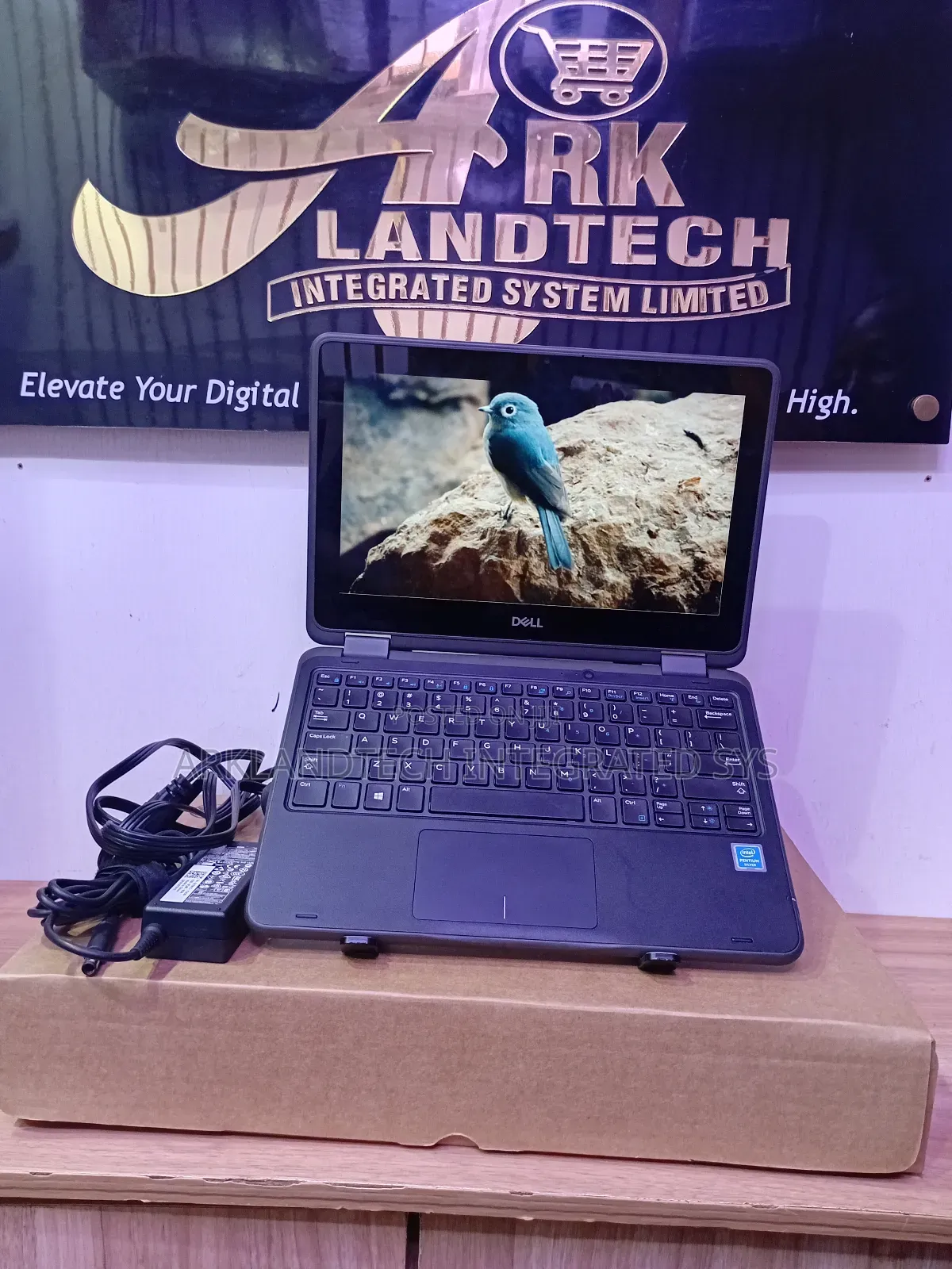 Laptop Dell Latitude 12 7275 8GB Intel Pentium SSD 256GB