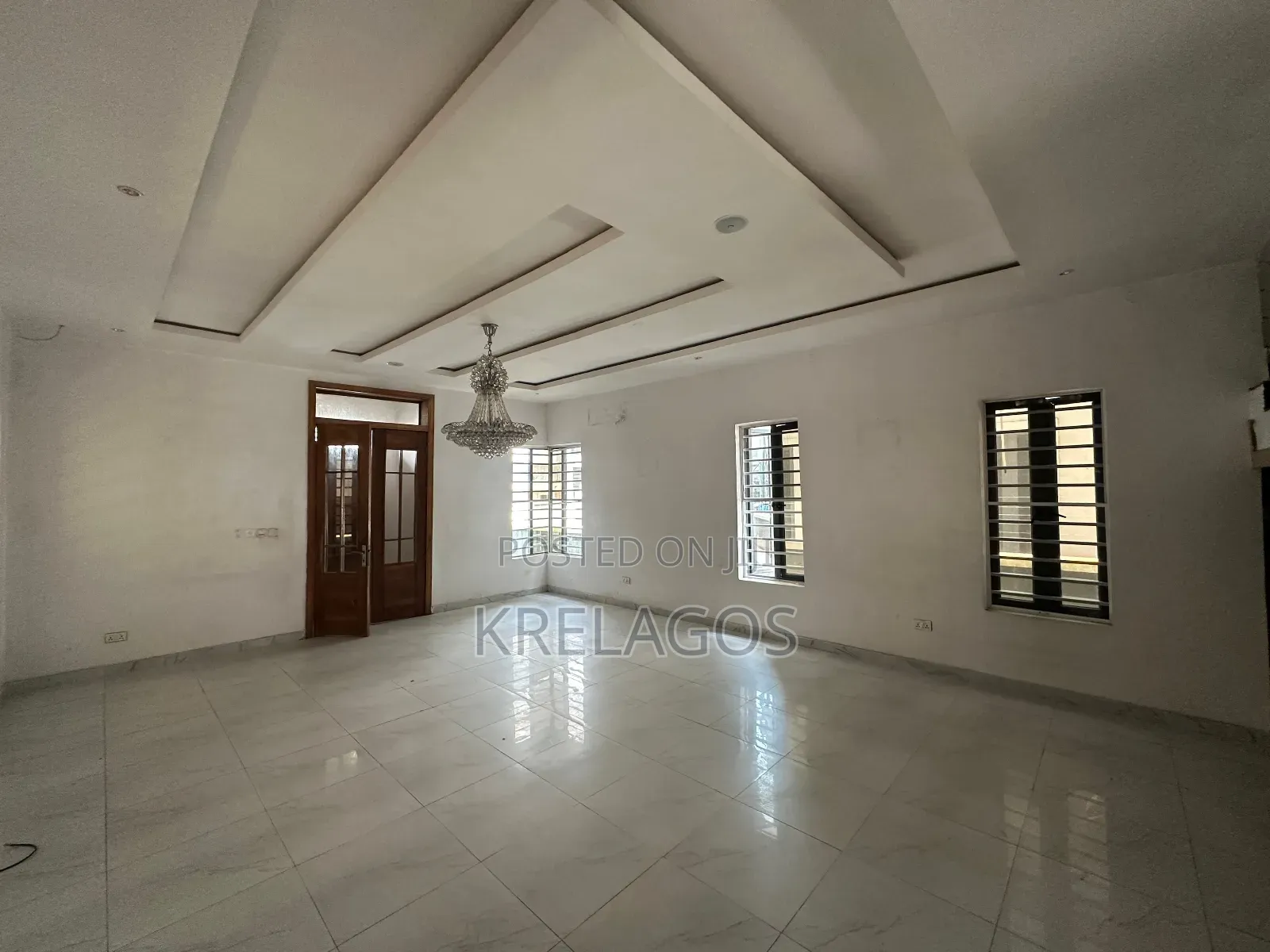 4bdrm Duplex in Ikota for rent