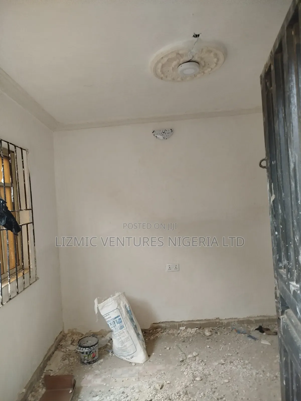 1bdrm Bedsitter in Isuti Rd, Igando / Ikotun/Igando for rent