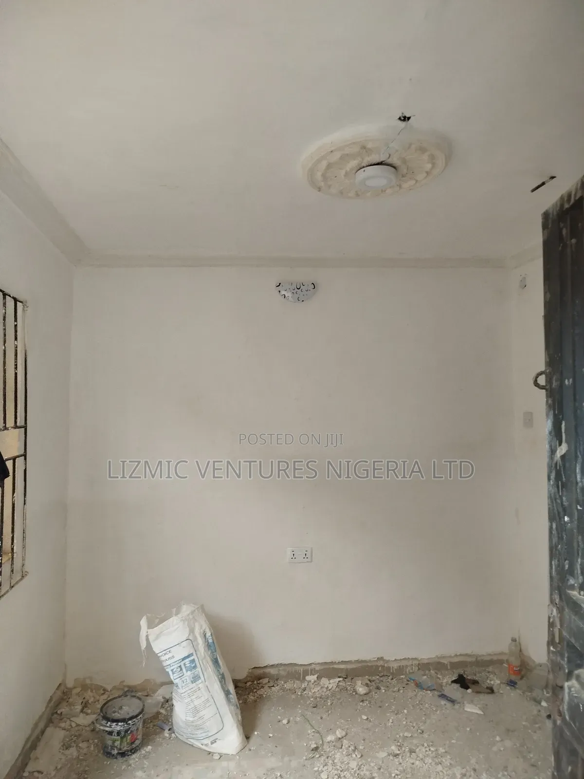 1bdrm Bedsitter in Isuti Rd, Igando / Ikotun/Igando for rent