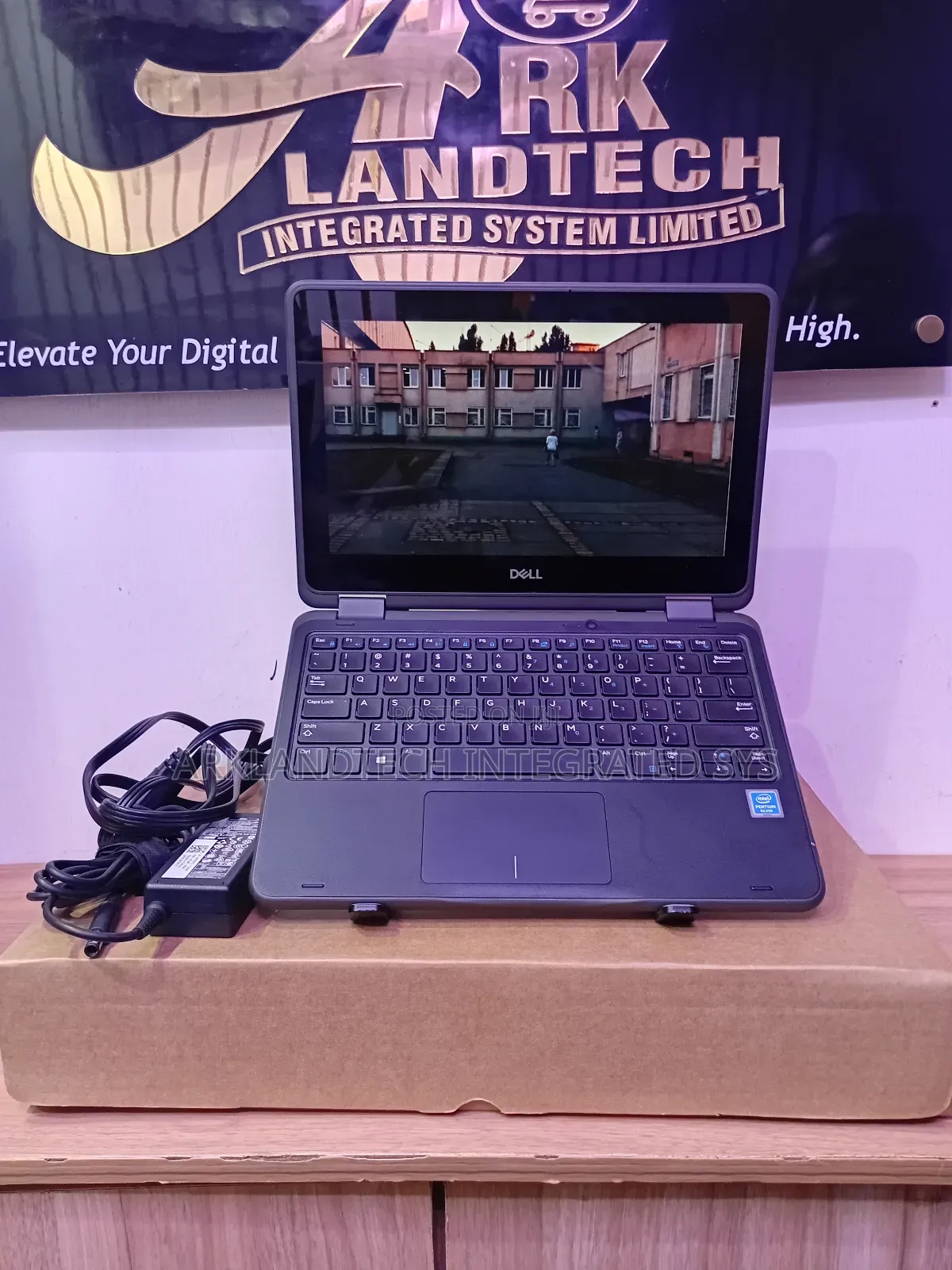 Laptop Dell Latitude 12 7280 8GB Intel Pentium SSD 256GB