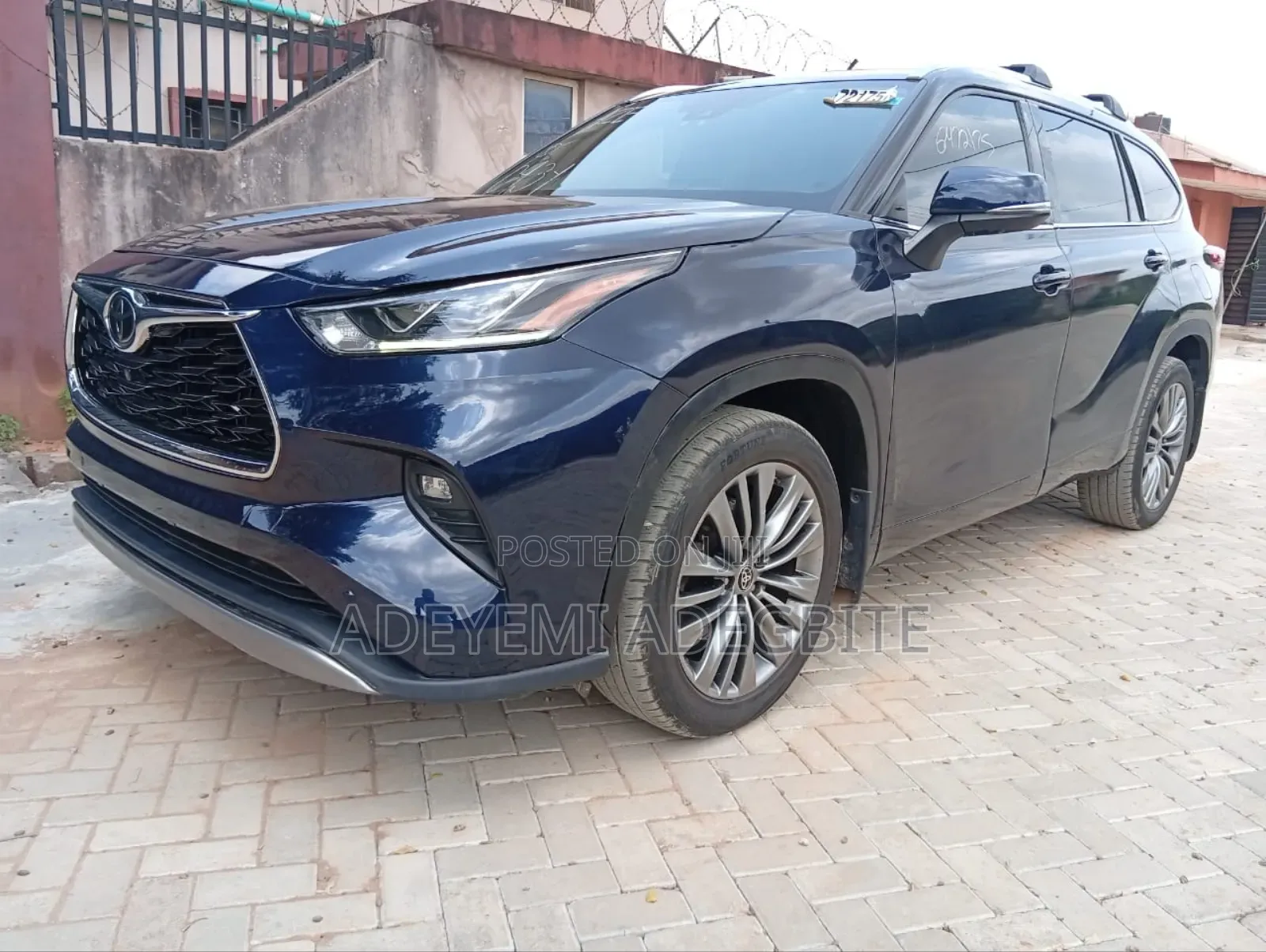 Toyota Highlander Platinum AWD 2020 Blue